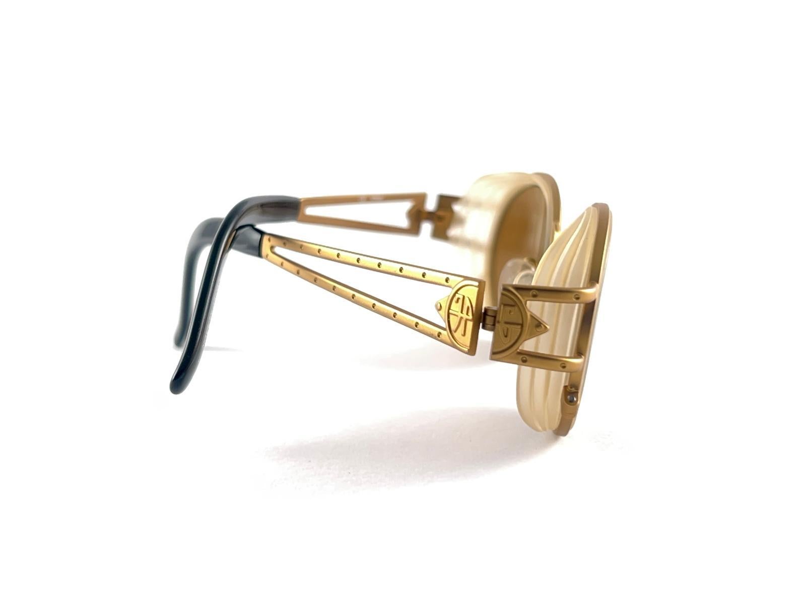 New Jean Paul Gaultier Metallic Gold 58 6202 Oval Sunglasses 90'S Made In Japan For Sale 2