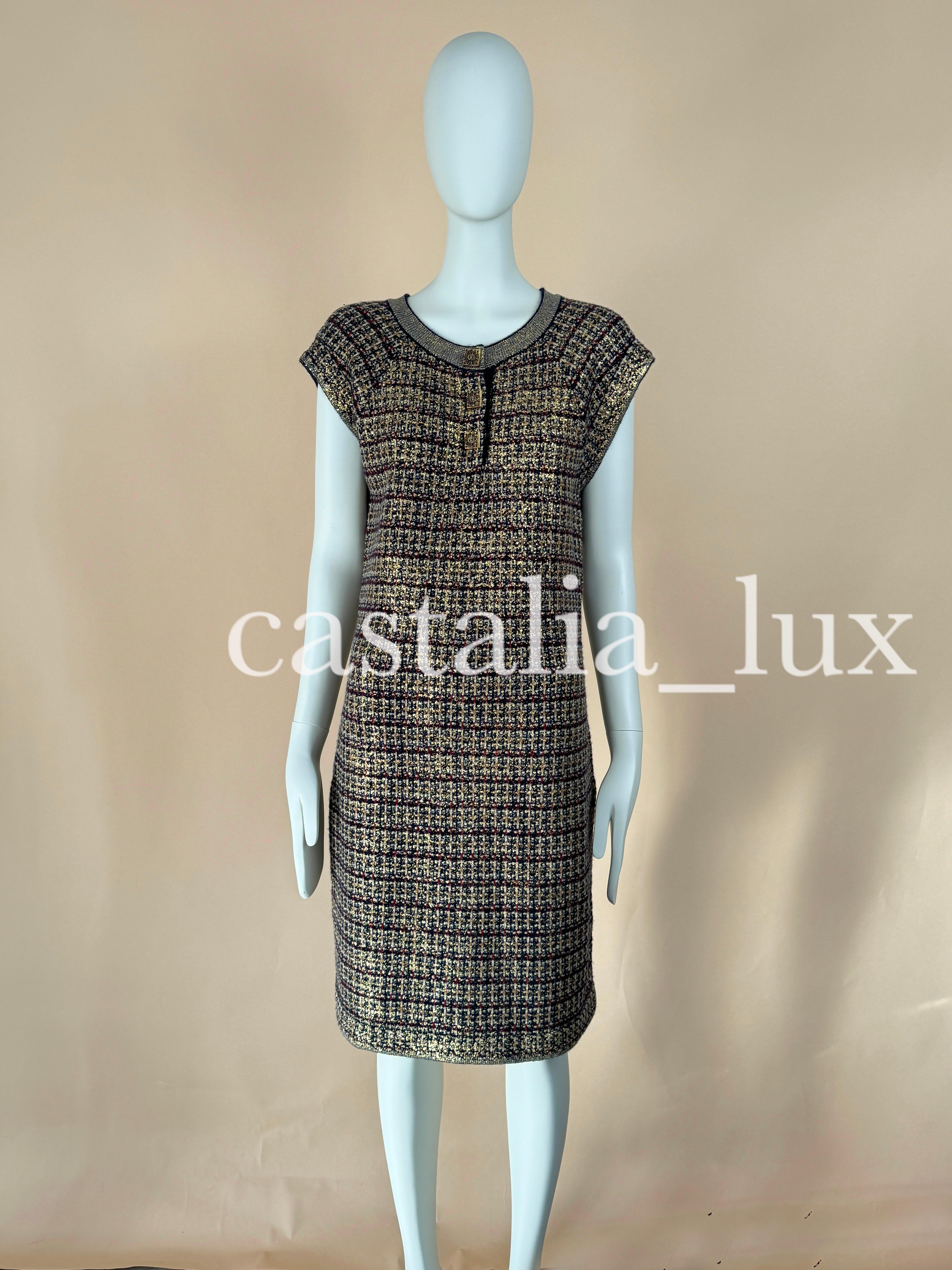 Neues Schmuck Gripoix Kleid mit Knopfleisten Paris / Byzance im Angebot 6