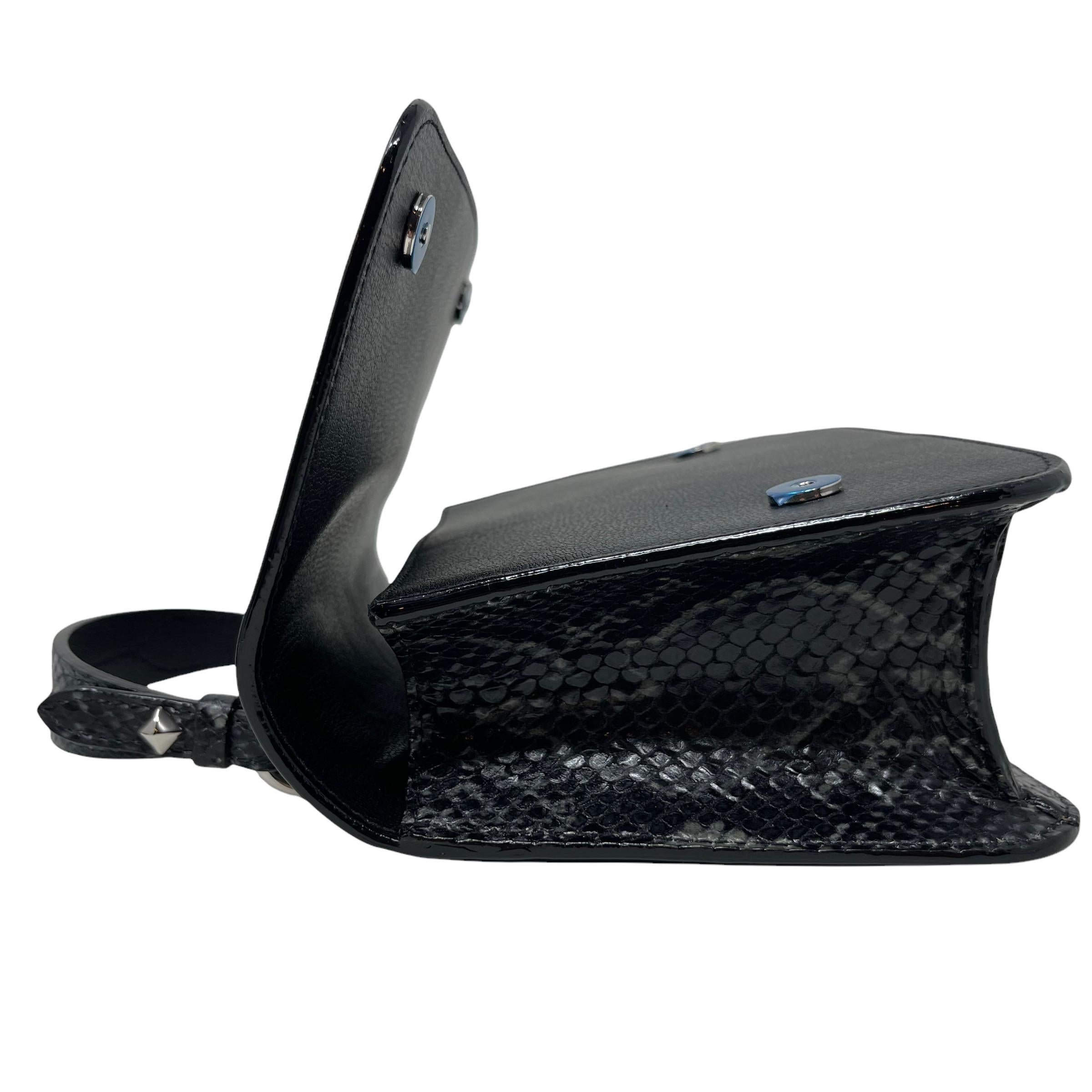 NEU Jimmy Choo Schwarze JC Top Handle Leder Umhängetasche im Angebot 8