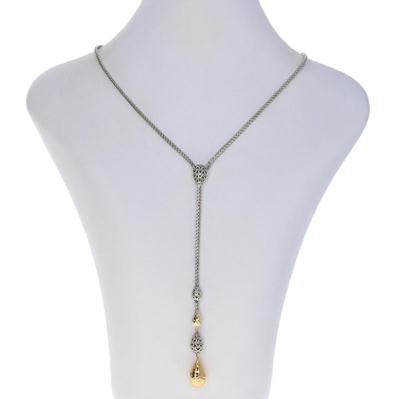 Originally retailing for $1650, this elegant designer necklace is being offered here for a much more wallet-friendly price and it is accompanied by a signature John Hardy pouch. 

Brand: John Hardy
Collection: Classic Chain
Style Number: NZ90031X32