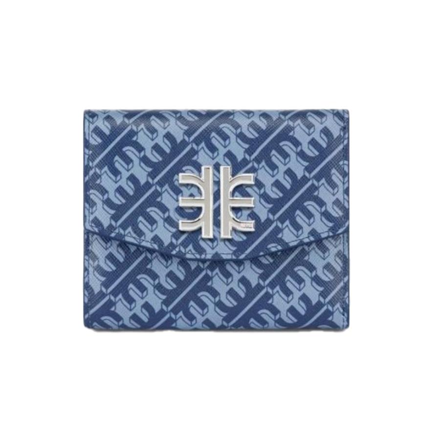 New JW PEI Navy Blue FEI Monogram Trifold Wallet

Authenticity Guaranteed

DETAILS
Brand: JW PEI
Condition: Brand new
Gender: Women
Category: Wallet
Color: Navy
Material: PVC
Front logo
Monogram pattern
Silver-tone hardware
Snap button closure
1