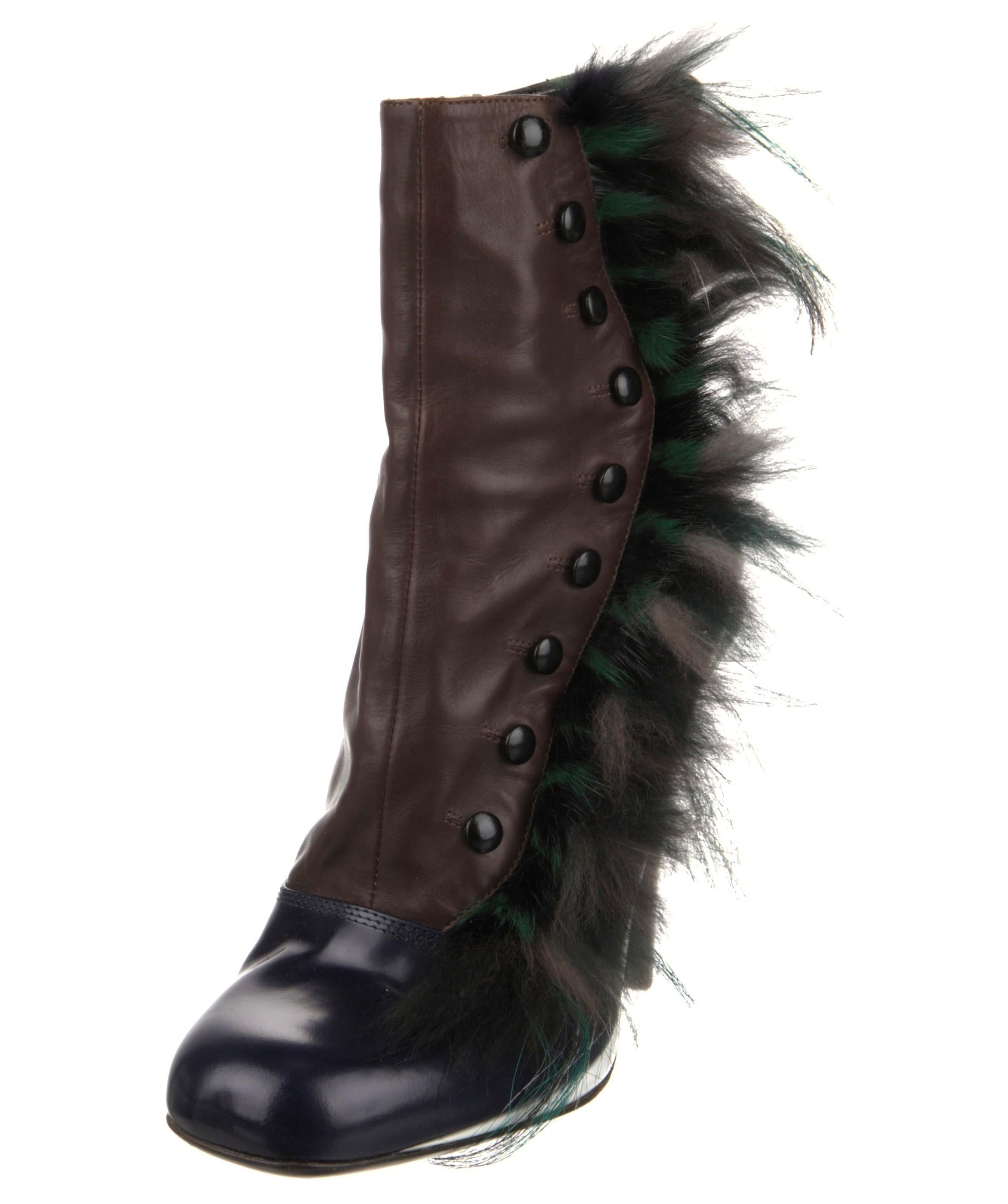 Nuevos botines de piel de monstruo de la colección de otoño 2012 de Karl Lagerfeld para Fendi Talla 38 en Nuevo estado para la venta en Ashburn, VA