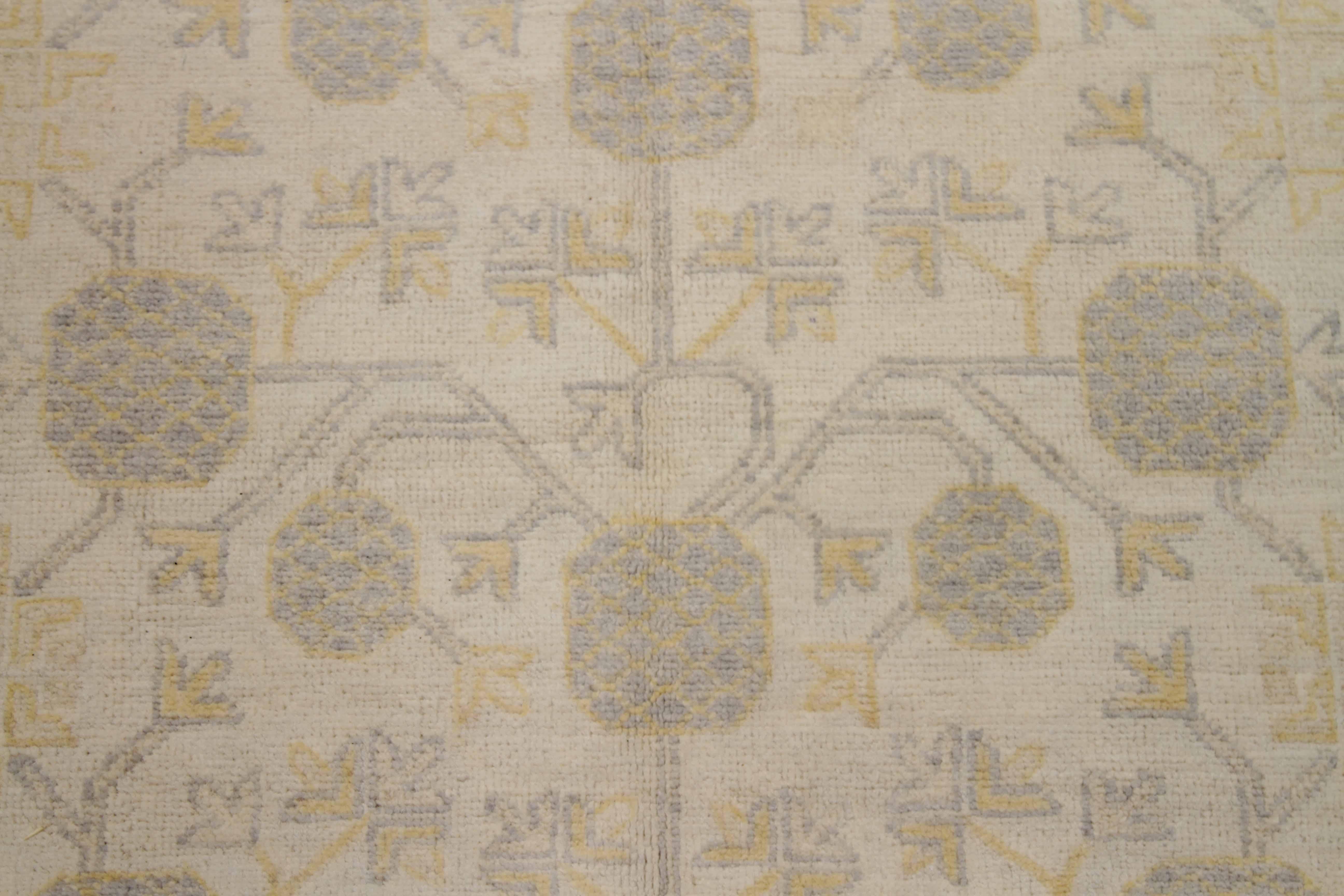 Neuer afghanischer Teppich im Khotan-Stil mit '17. Jahrhundert'-Look im Zustand „Neu“ im Angebot in Dallas, TX