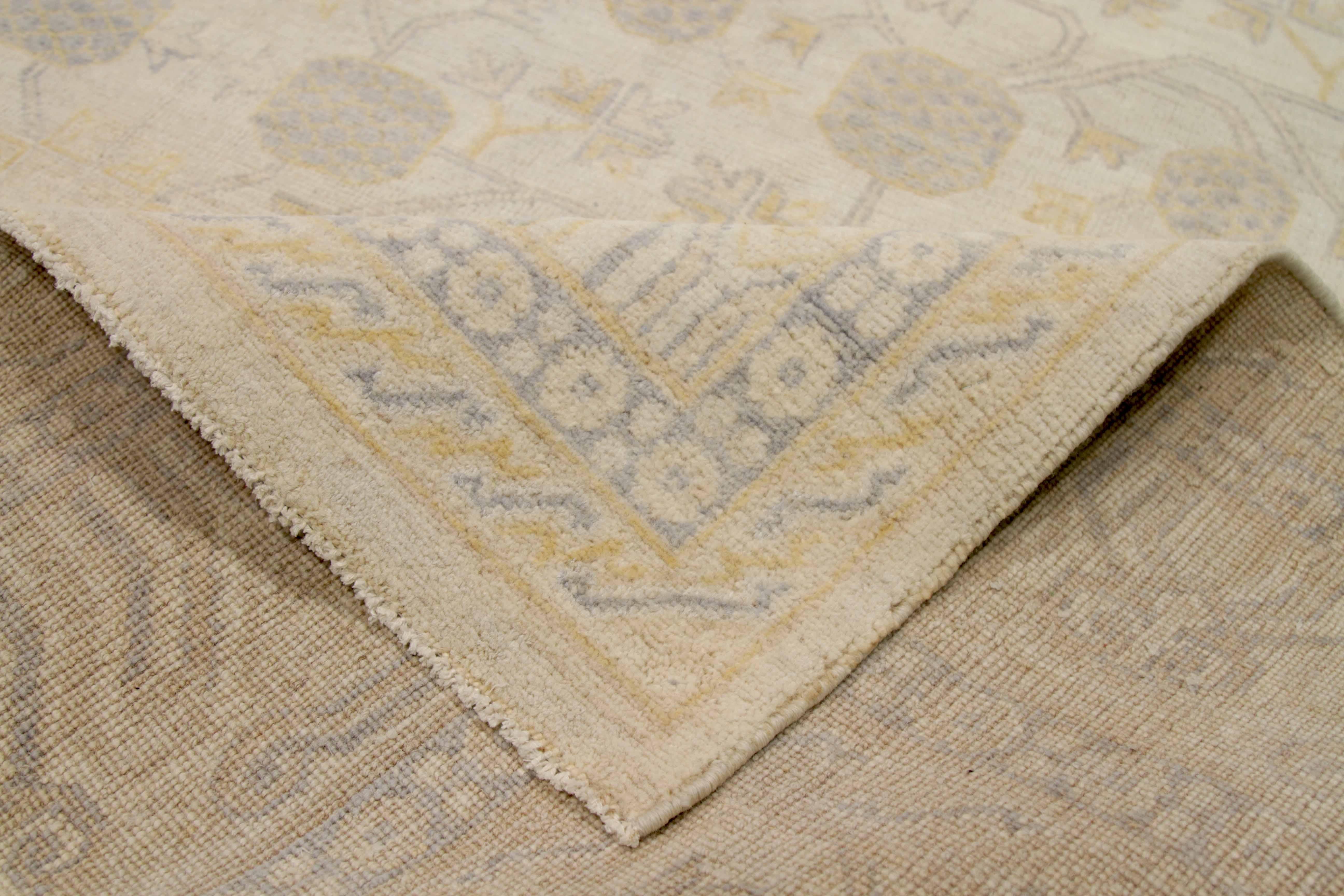 XXIe siècle et contemporain Nouveau tapis afghan de style Khotan à l'aspect 