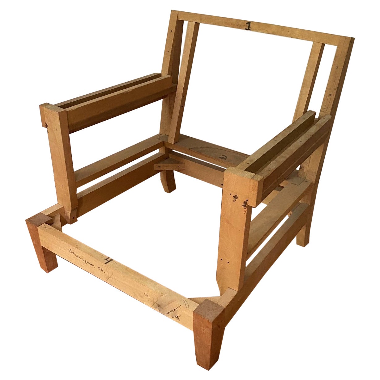 Nouveau cadre de chaise longue de style Lawson en érable dépoli avec pieds en acajou. en vente