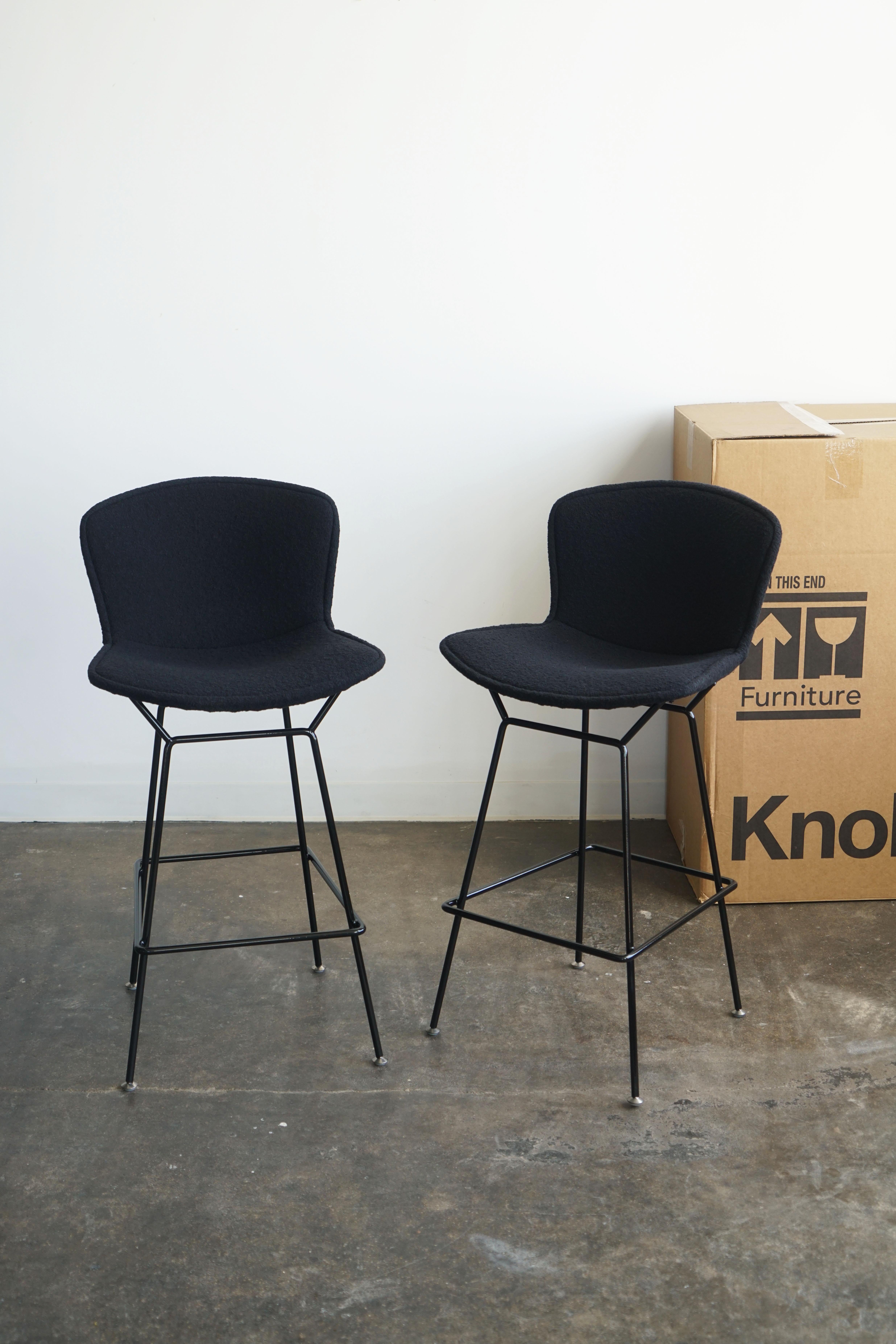 Set of 2
Knoll Bertoia bar height stools in black frame
with black 