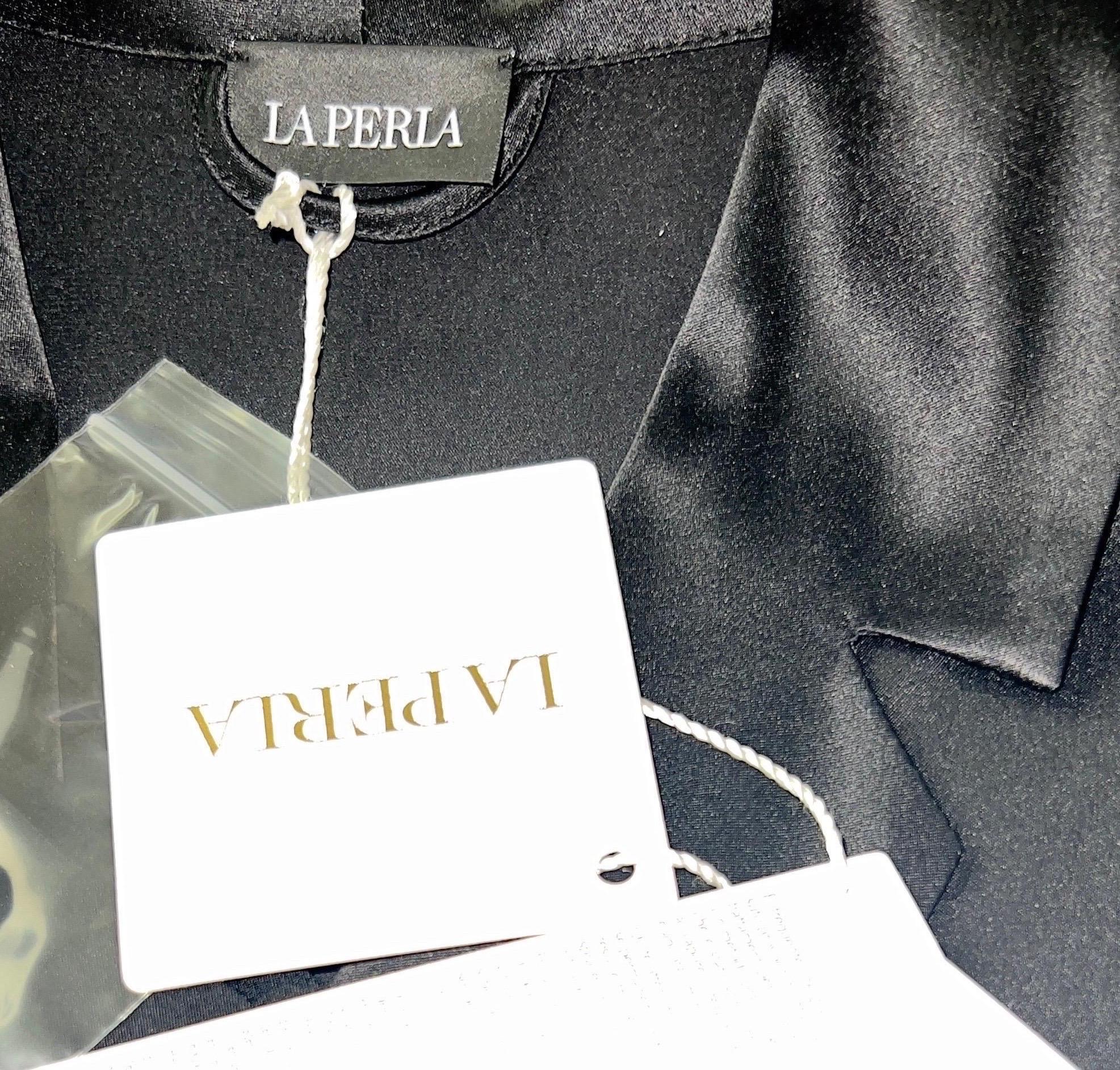 NEW La Perla Black Silk Robe with Belt M en vente 1