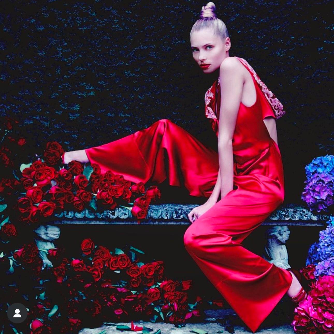 NUOVO LA PERLA Maison Pantaloni in seta turchese con ricamo a frastaglio 8 in vendita 8
