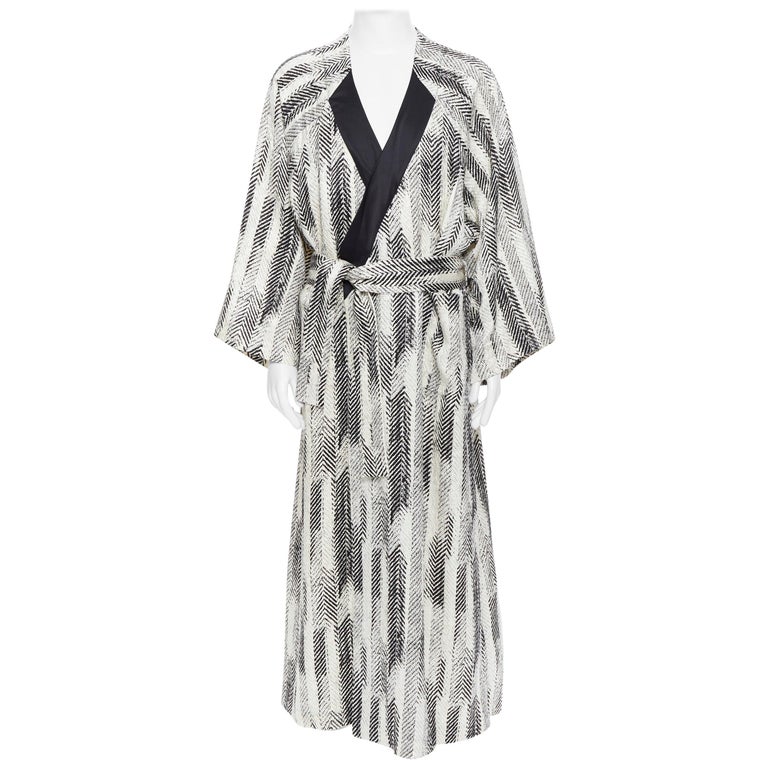 new LA PERLA MENSWEAR Runway black white wool silk jacquard kimono robe ...