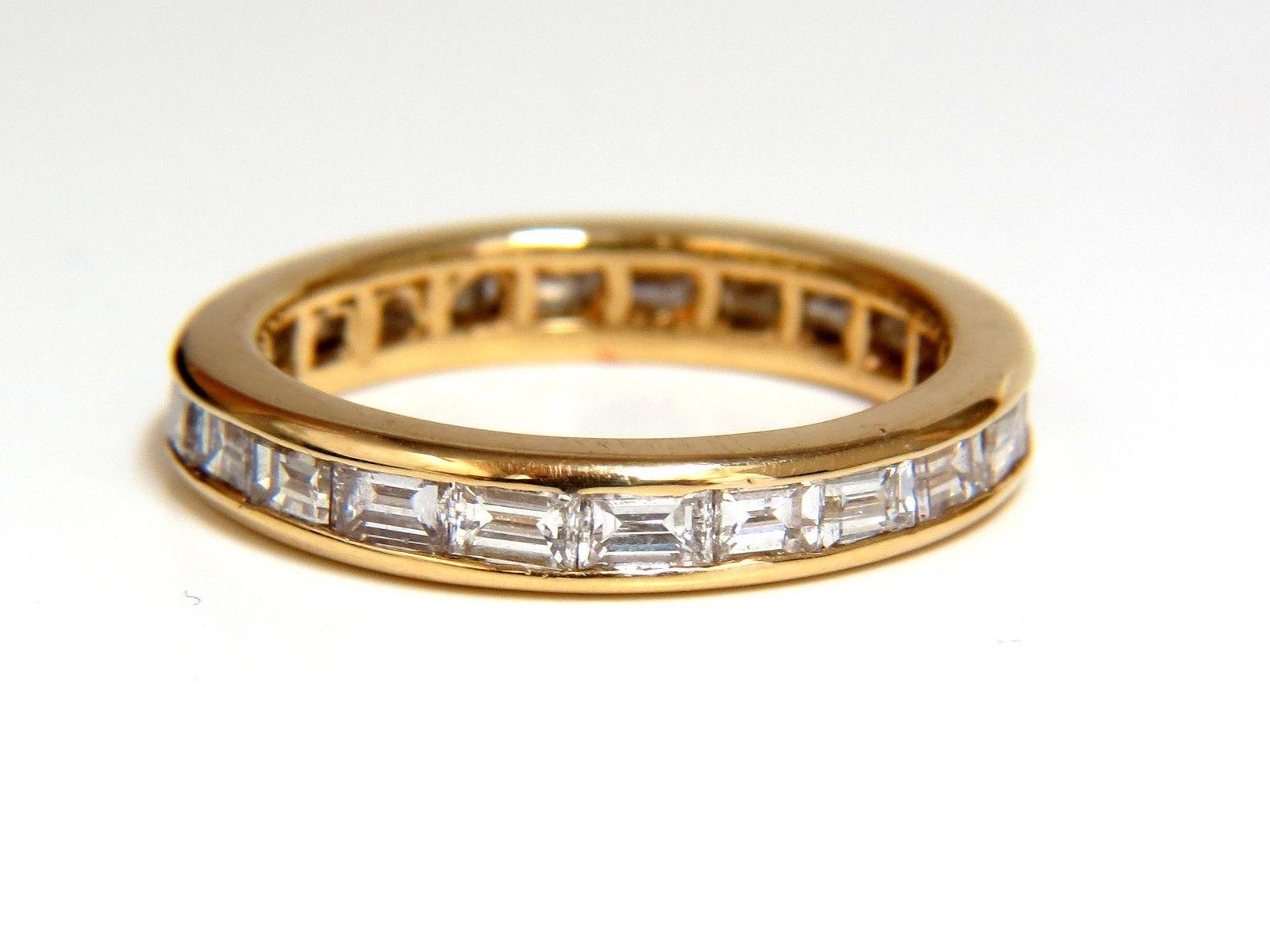 New Ladies Baguette Eternity Diamonds Band 14 Karat Gold 1.00 Carat In New Condition In New York, NY