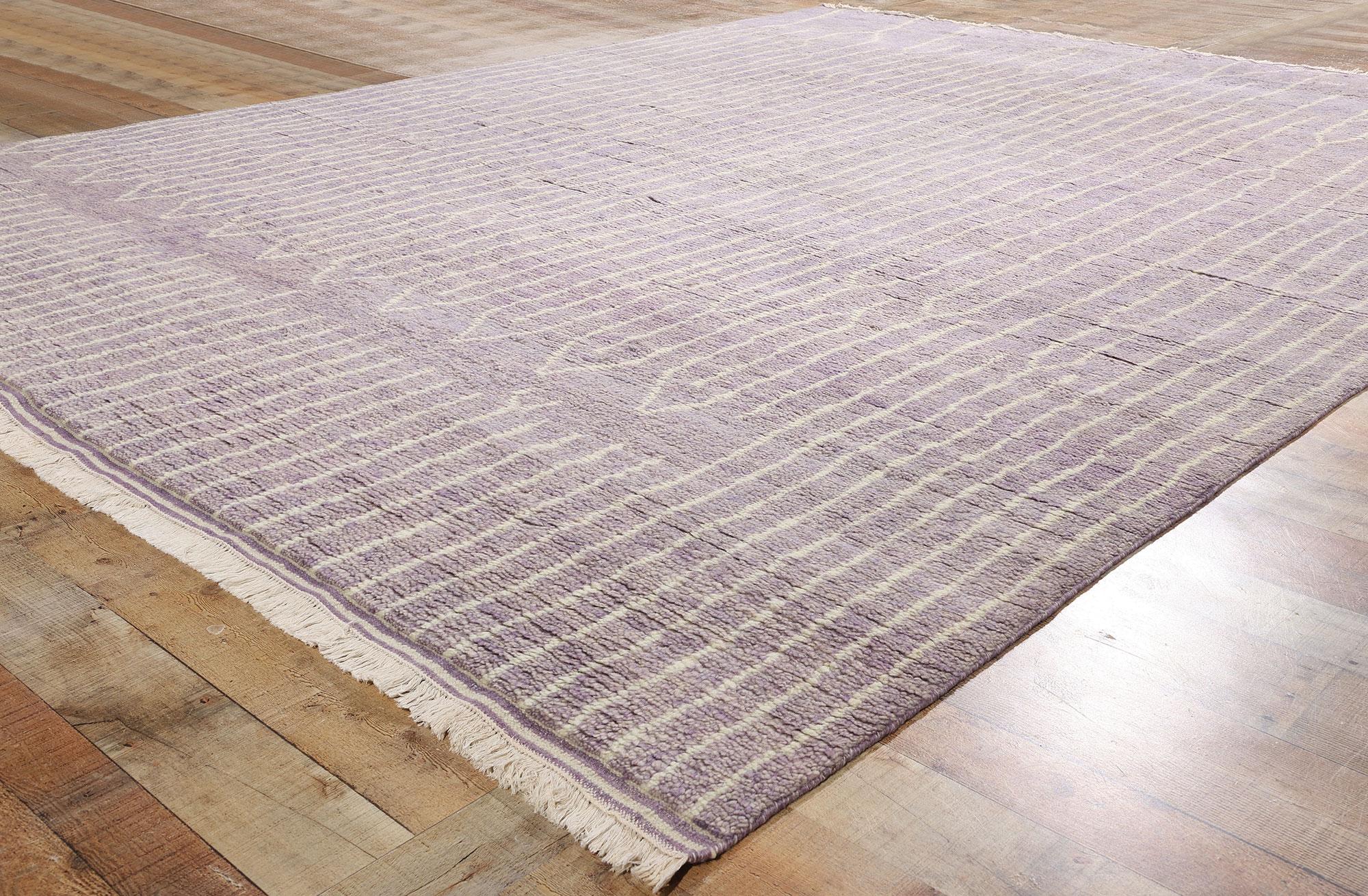 New Lavender Whispers Moderner Marokkanischer Teppich, 09'03 x 12'01 (21. Jahrhundert und zeitgenössisch) im Angebot