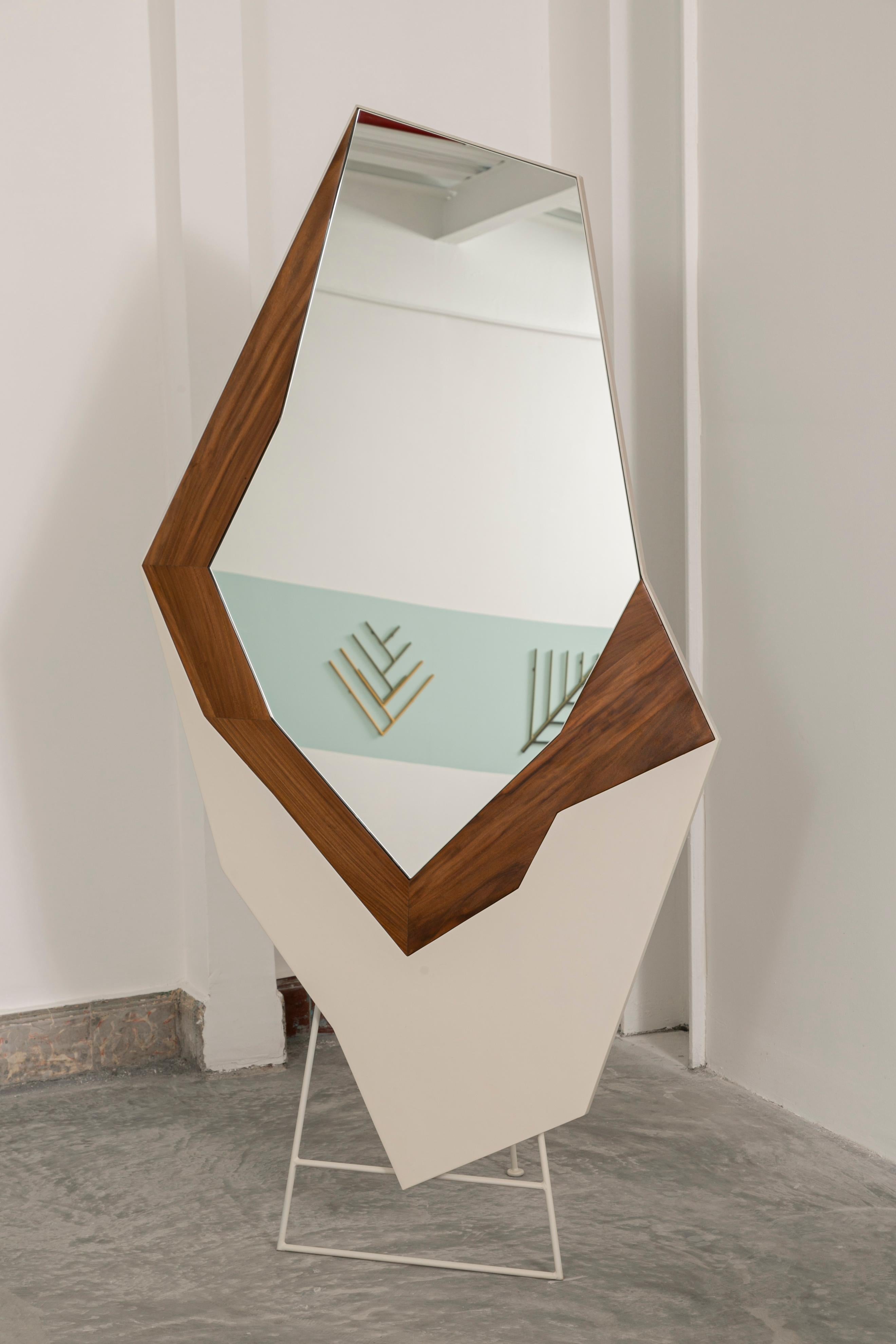 New Life Mirror by Sofia Alvarado
Dimensions: D 80x H 160 cm
Materials: Guayacán wood / Lacquered solid metal
Limited edition 1/10

FI is an ornamental artist who embodies the creative revelation of the sensitivity of the innate being, with