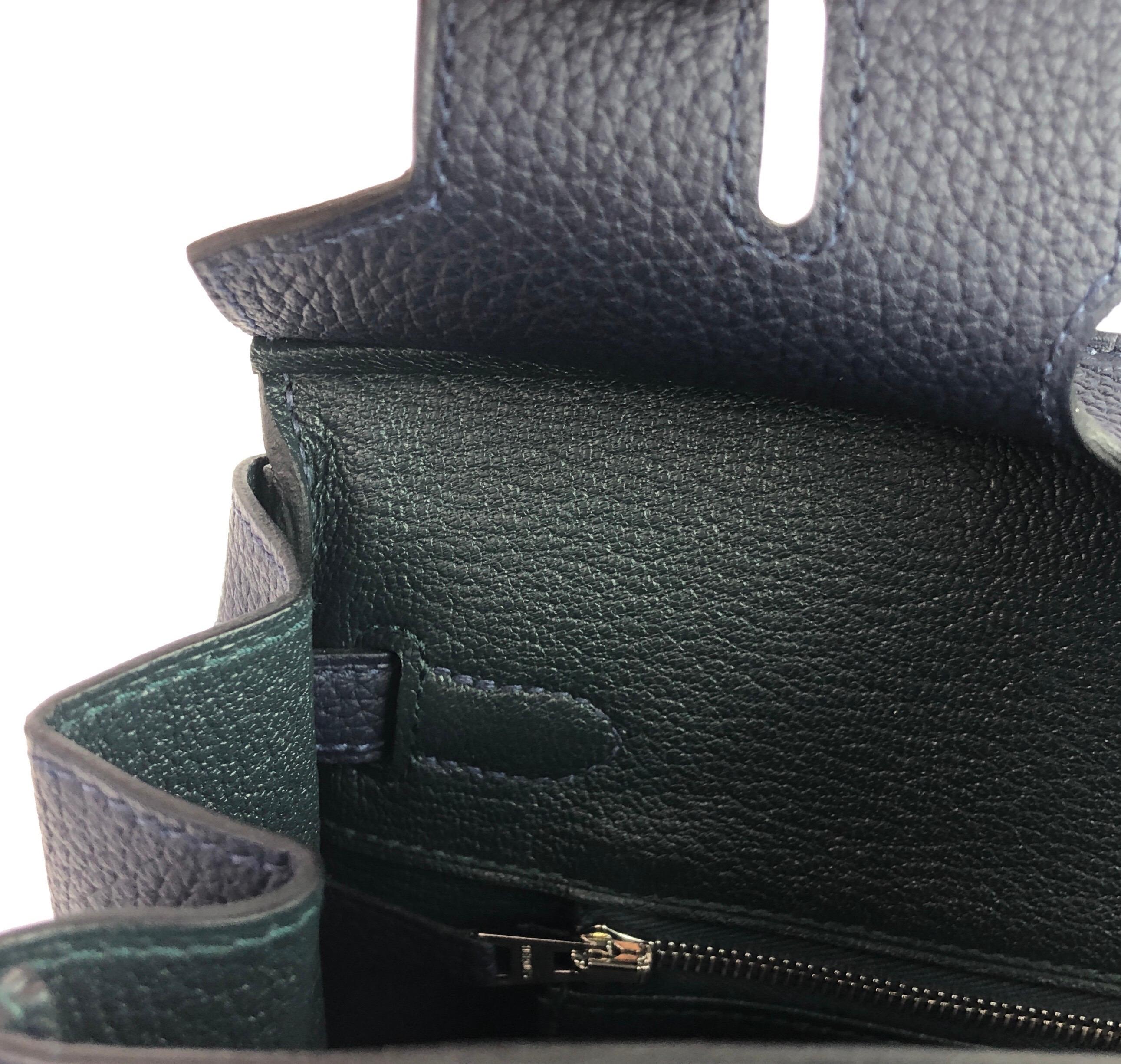 New Limited Edition Hermes Birkin 25 Officier Blue Nuit & Vert Cypress  In New Condition In Miami, FL