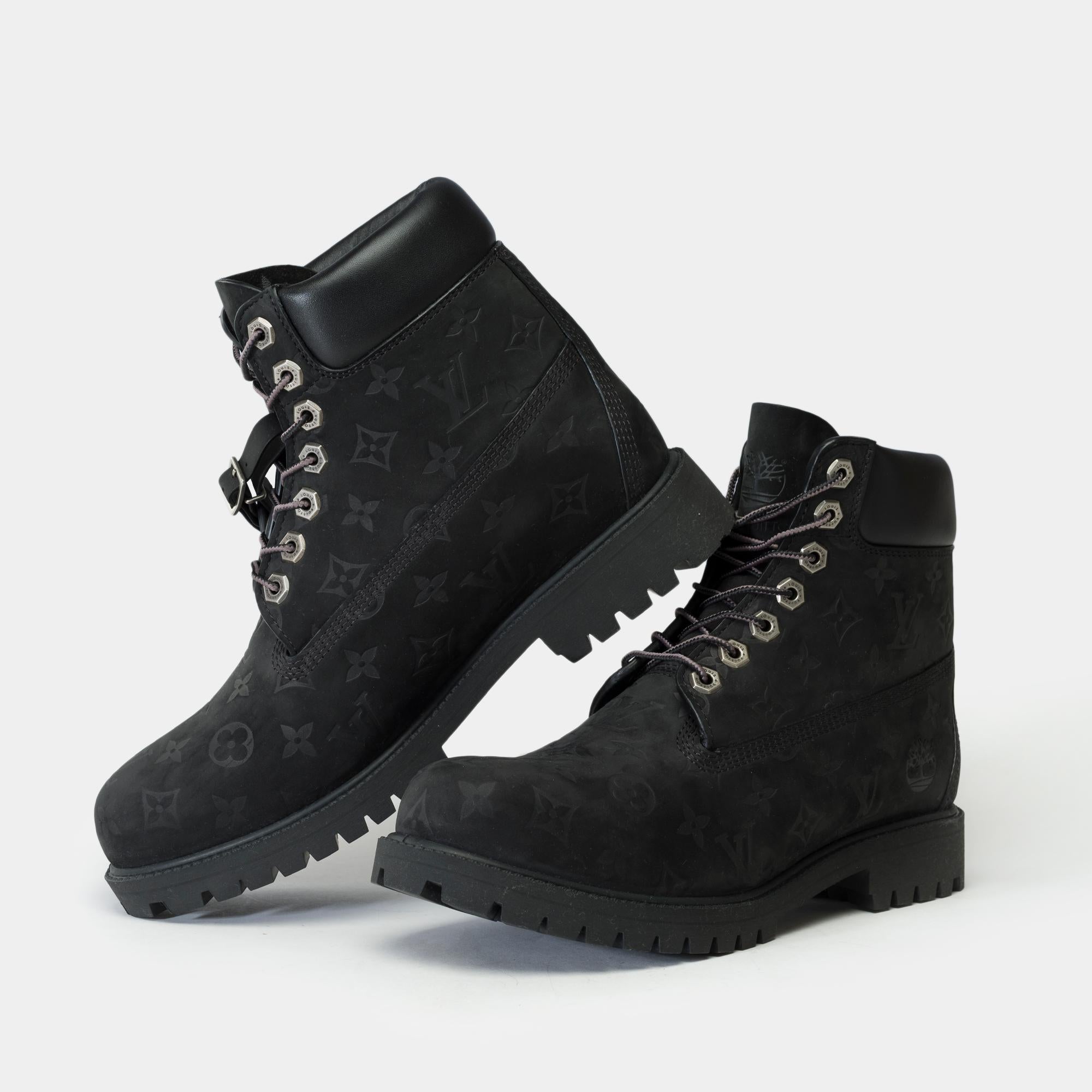 Unveiled​ ​at​ ​Pharrell​ ​Williams'​ ​Fall-Winter​ ​2024​ ​Men’s​ ​Show,​ ​the​ ​LV​ ​x​ ​Timberland​ ​collaboration​ ​features​ ​this​ ​boot​ ​crafted​ ​with​ ​the​ ​exceptional​ ​know-how​ ​of​ ​Louis​ ​Vuitton.​ ​True​ ​to​ ​the​ ​American​