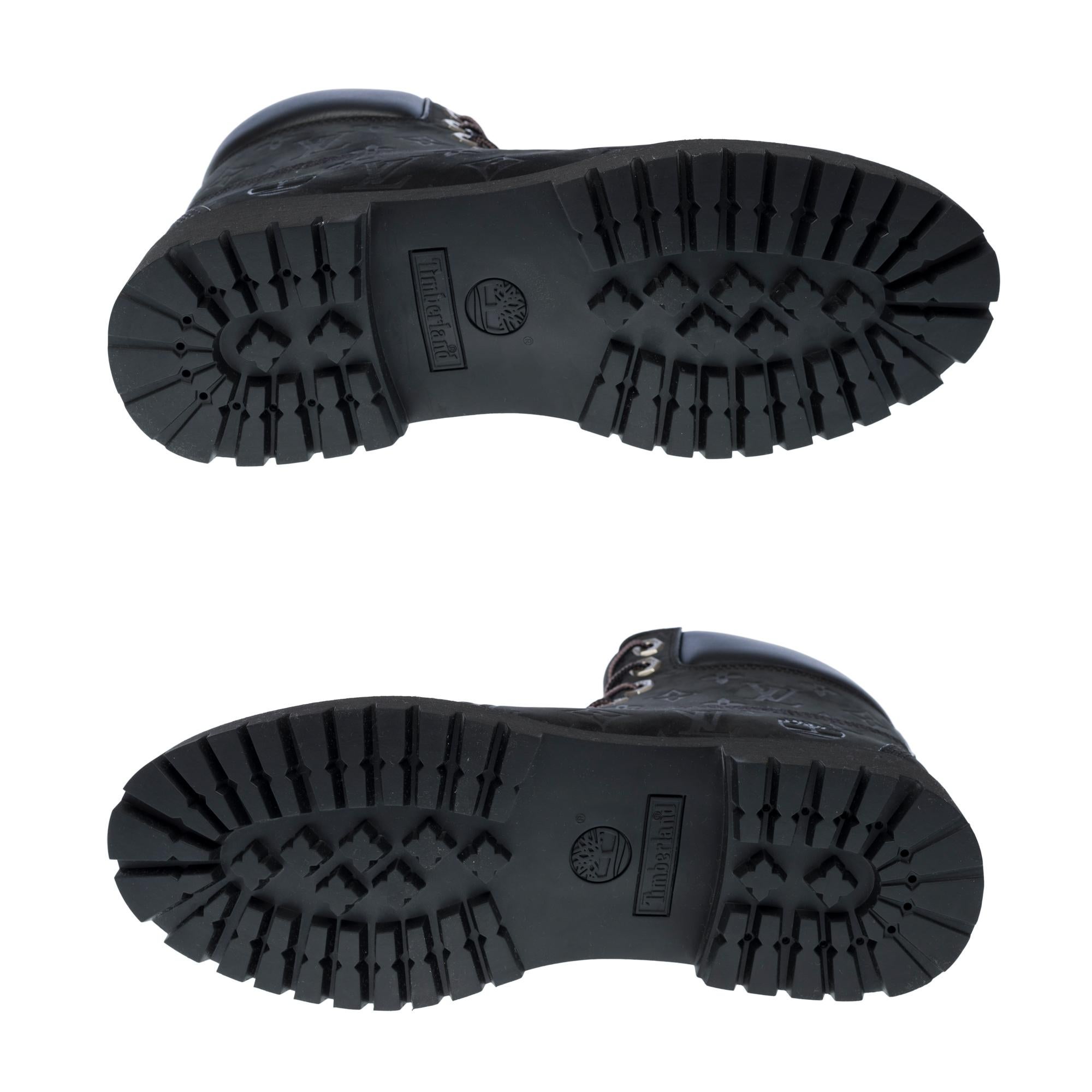 New Limited edition LV x Timberland ankle boot in black Monogram nubuck leather For Sale 3