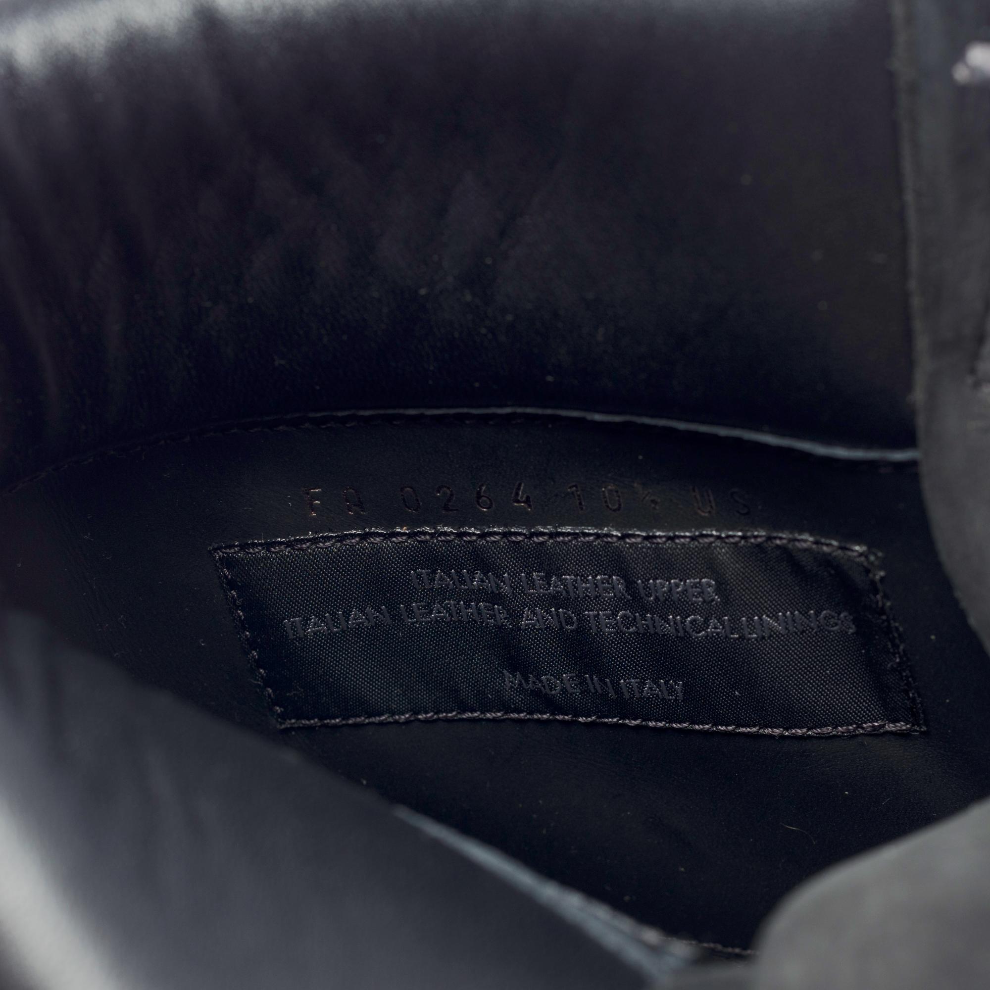 New Limited edition LV x Timberland ankle boot in black Monogram nubuck leather For Sale 4