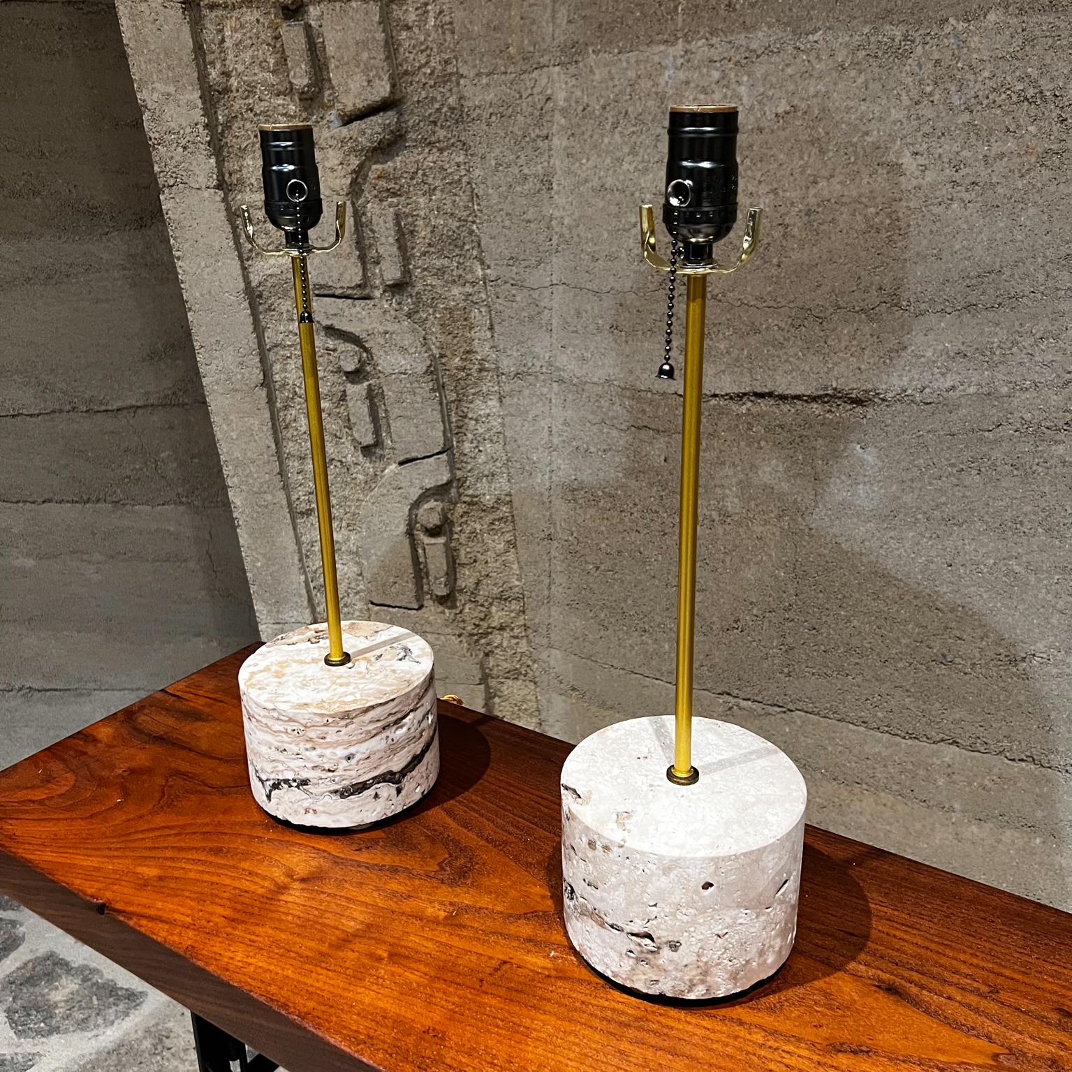 New Limited-Edition Pair of Vintage Travertine Polished Table Lamps In Good Condition For Sale In Chula Vista, CA