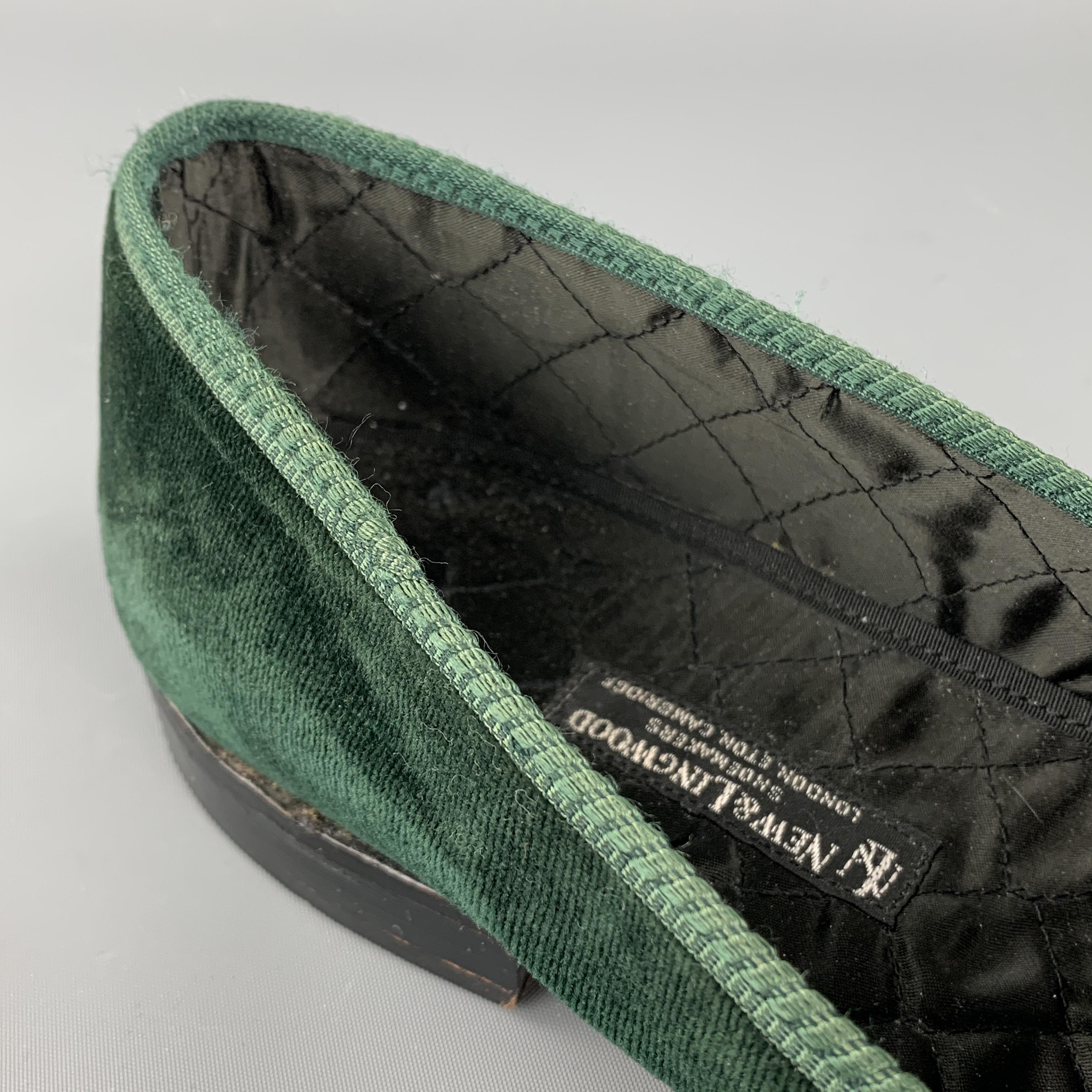 NEW & LINGWOOD Size 8 Green Velvet Slippers Loafers In Excellent Condition In San Francisco, CA