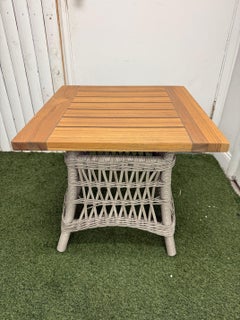 New Lloyd Flanders Mackinac Woven Vinyl End Table with Teak Top