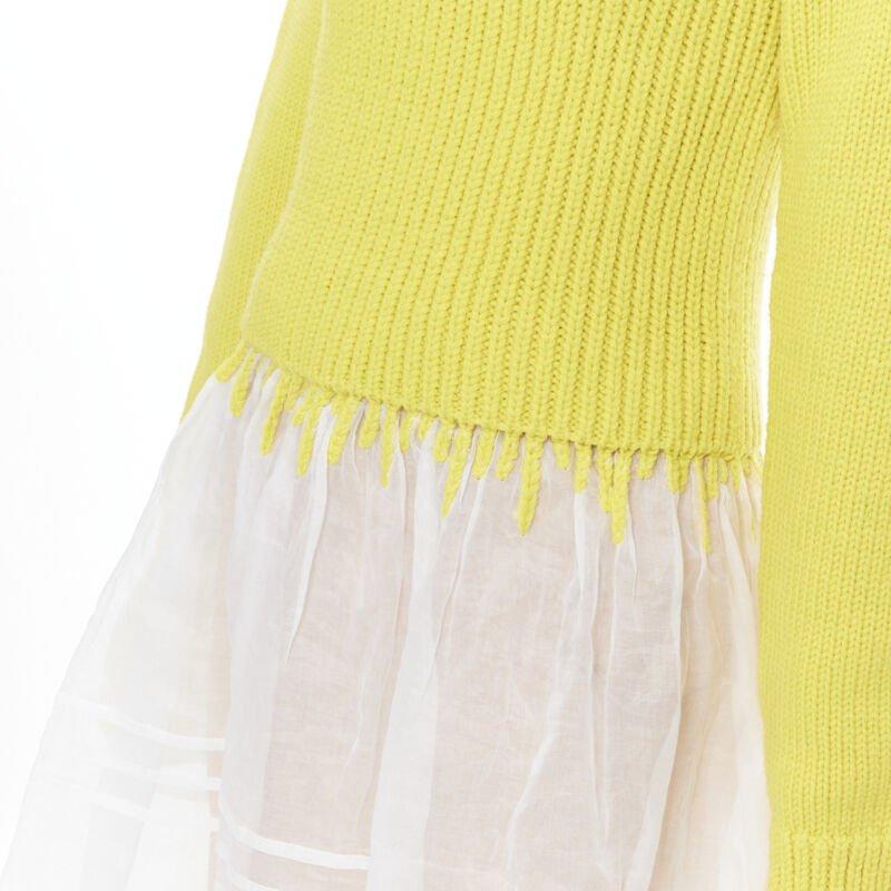 new LOEWE yellow wool chunky knit turtleneck sweater sheer skirt dress M
Reference: TGAS/B01051
Brand: Loewe
Designer: JW Anderson
Material: Wool, Cotton
Color: Yellow, White
Pattern: Solid
Lining: Viscose
Extra Details: Detachable nude slip