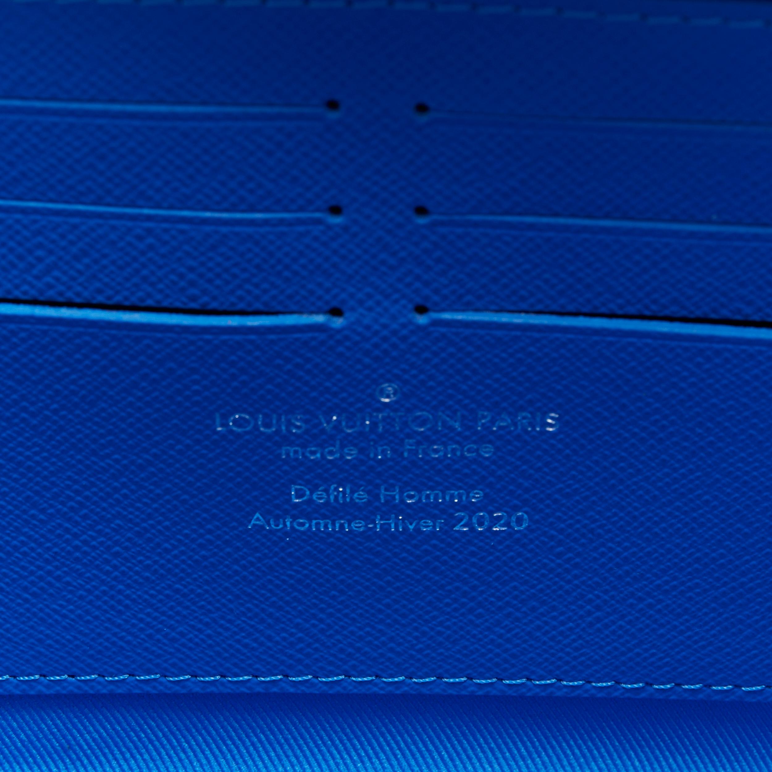 new LOUIS VUITTON 2020 Soft Trunk blue cloud monogram wallet crossbody bag 4