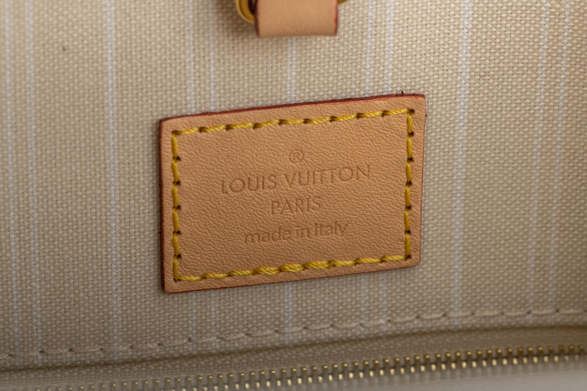 New Louis Vuitton 2021 On The Go Saint Tropez Bag 7