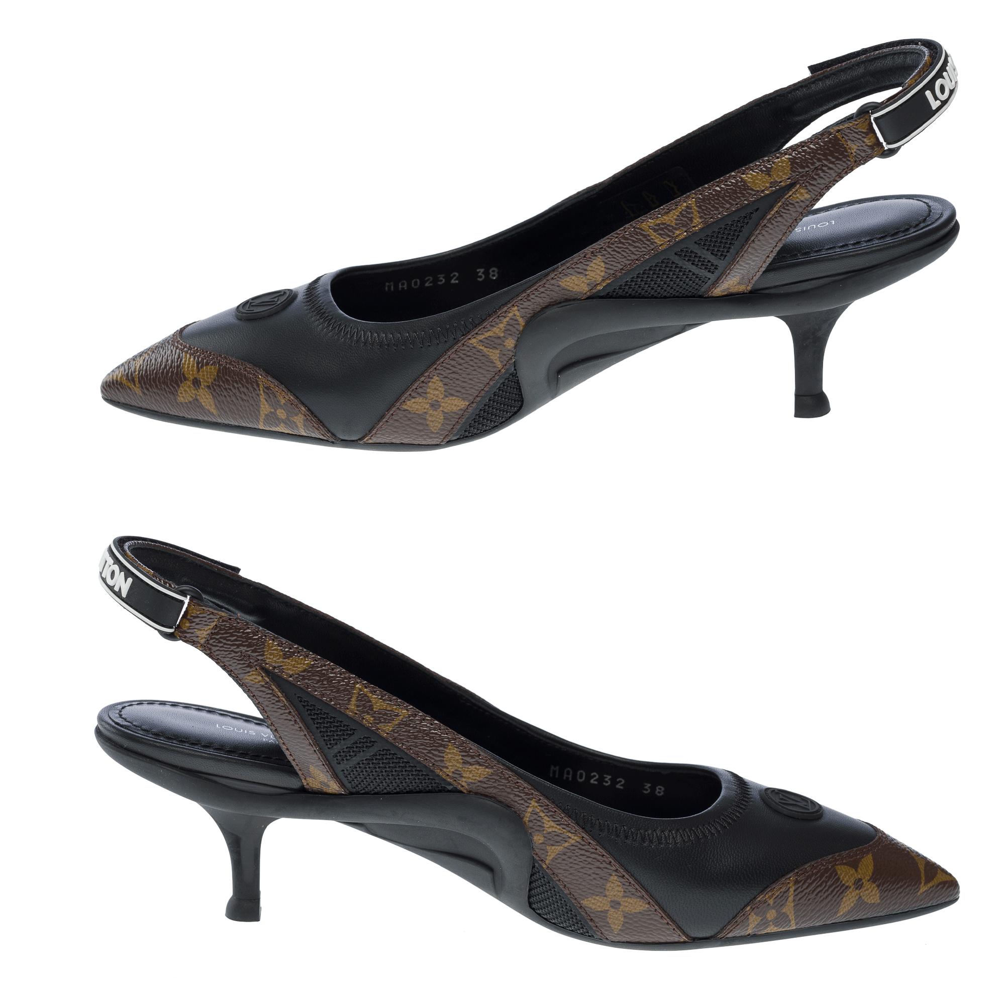 Women's New Louis Vuitton Archlight pump heels in brown monogram canvas & black leather For Sale