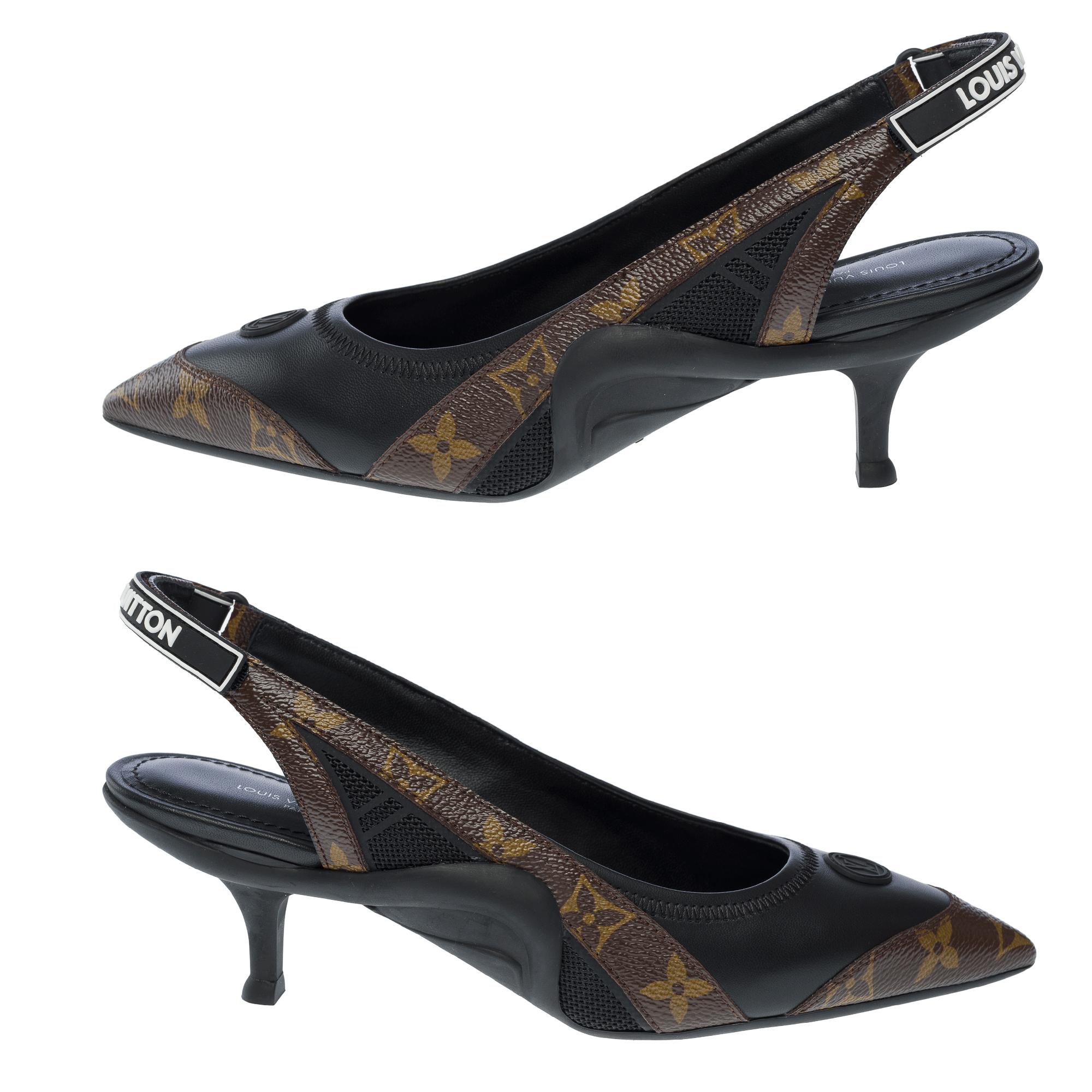 New Louis Vuitton Archlight pump heels in brown monogram canvas & black leather For Sale 1