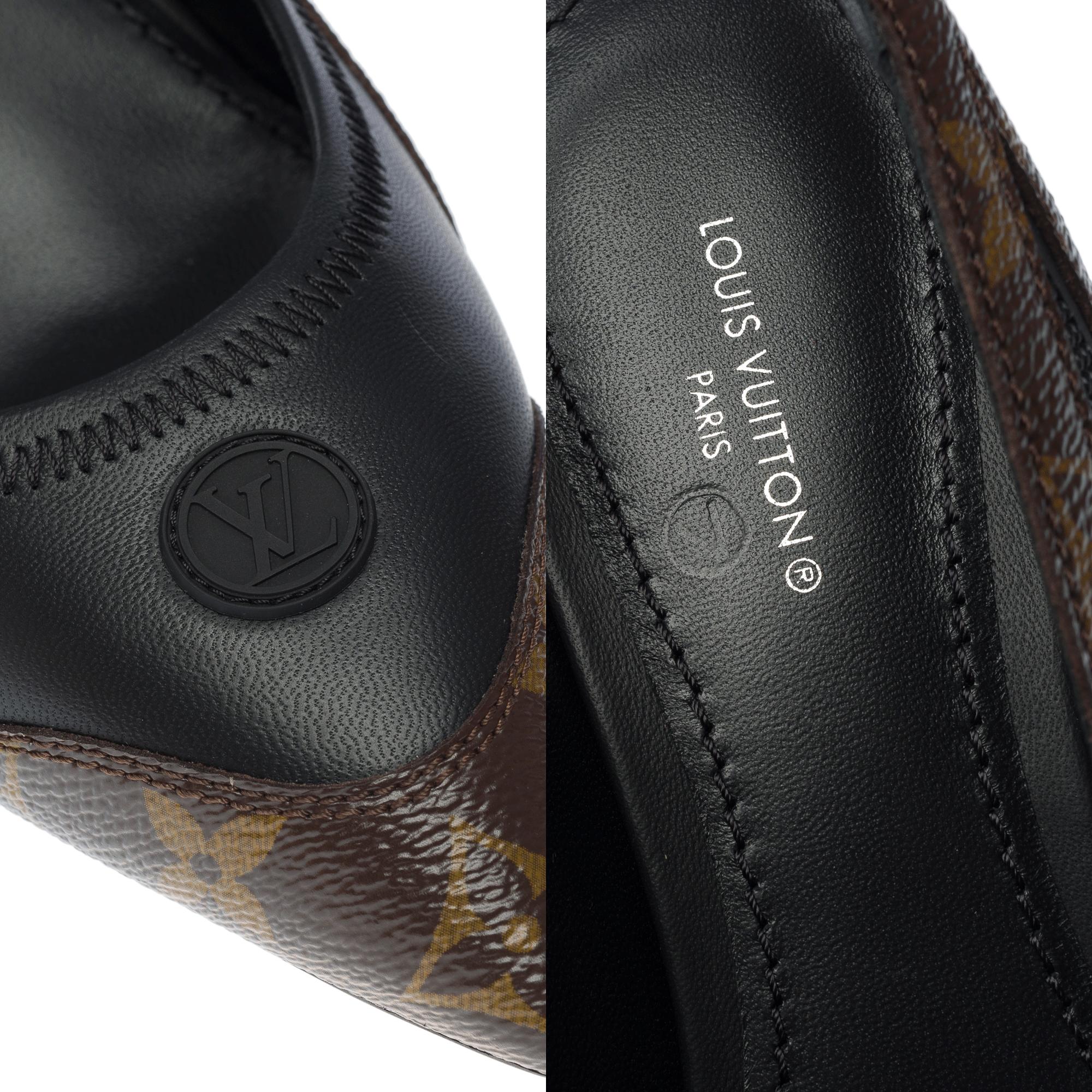 New Louis Vuitton Archlight pump heels in brown monogram canvas & black leather For Sale 2