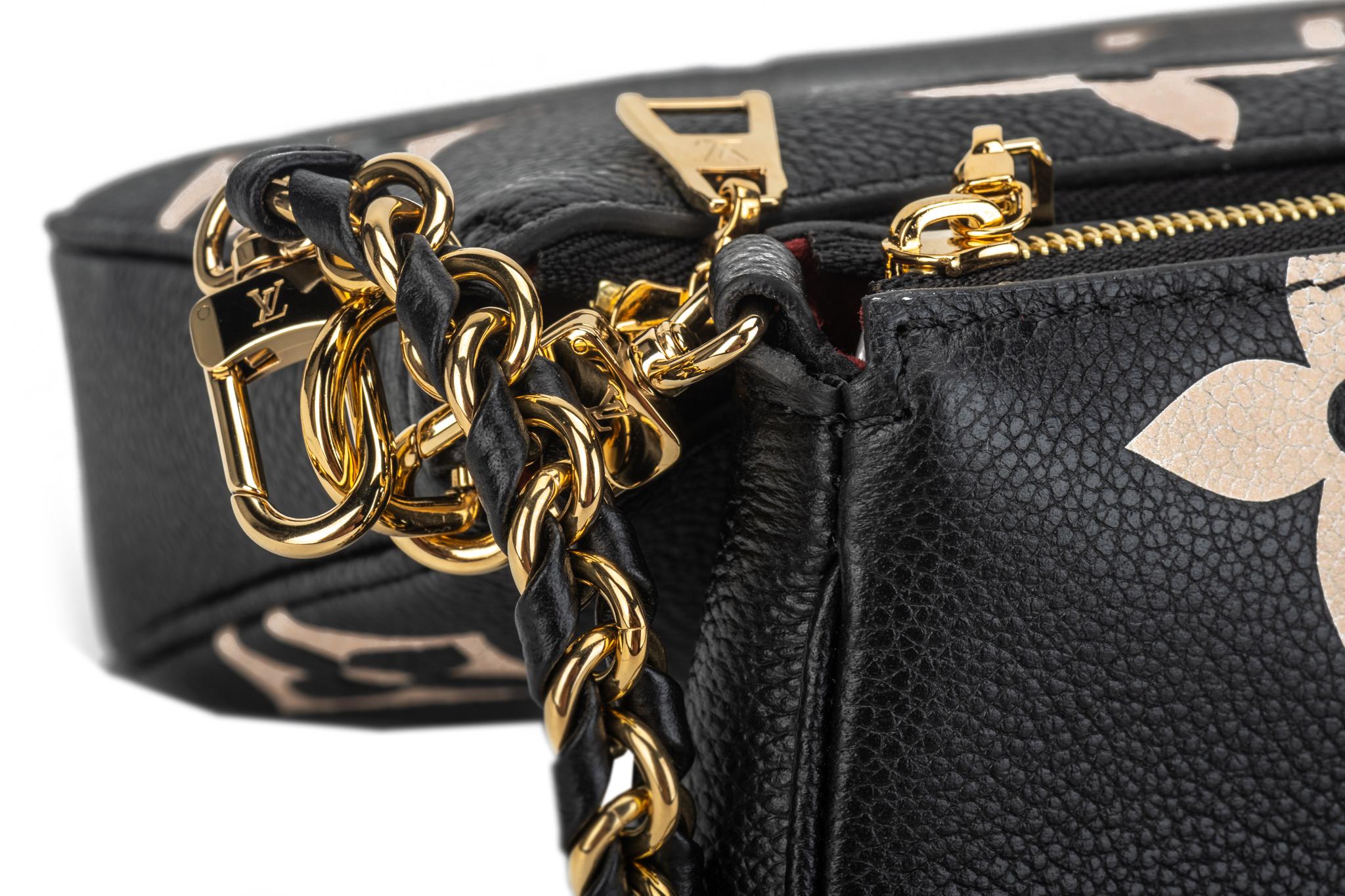 New Louis Vuitton Black Leather Multi Pochette Bag For Sale 9