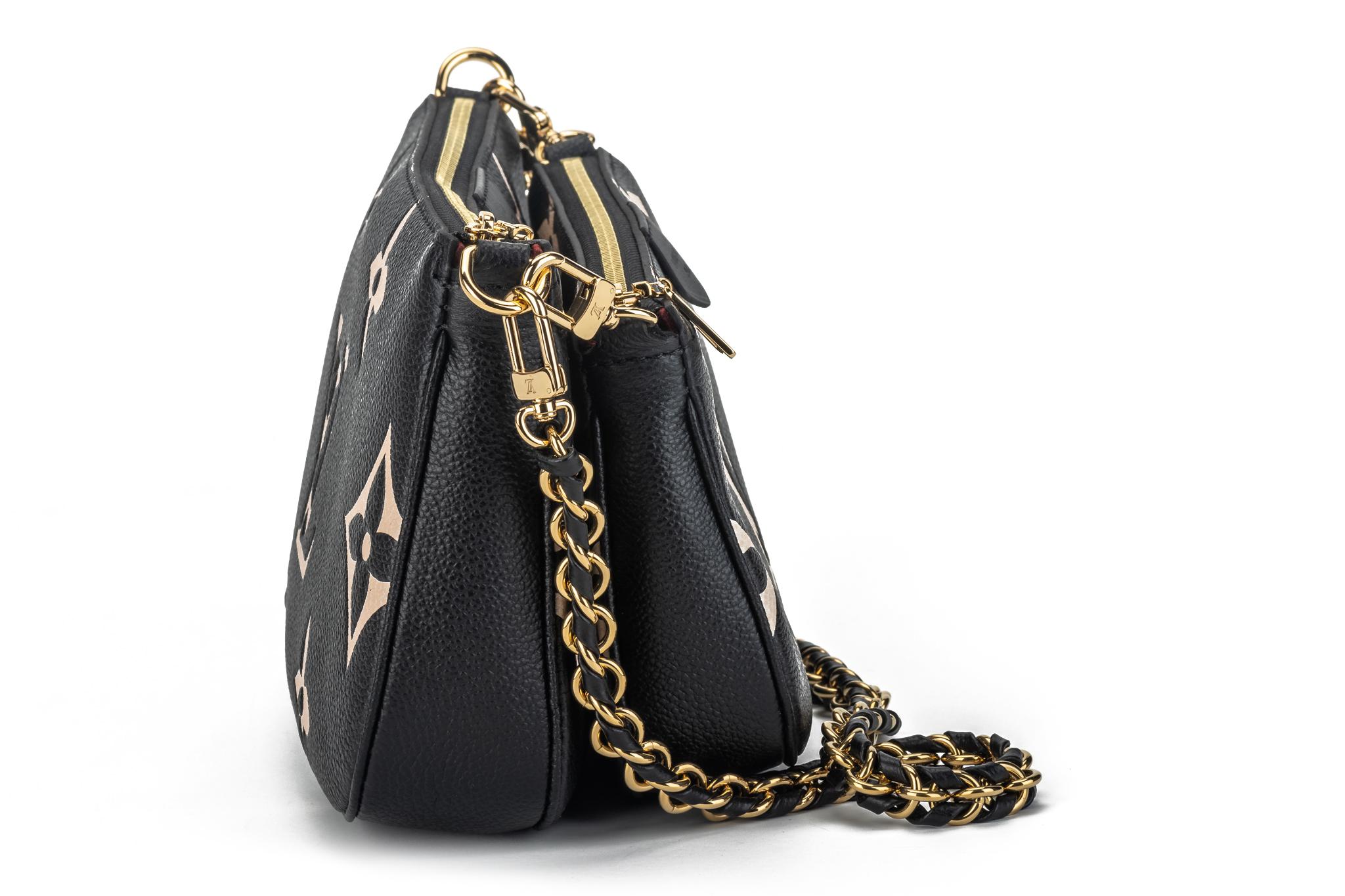 New Louis Vuitton Black Leather Multi Pochette Bag For Sale 3