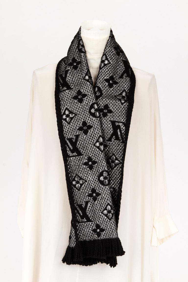 Louis Vuitton 2018 Wool Vivienne City Scarf - Black Scarves and Shawls,  Accessories - LOU267276