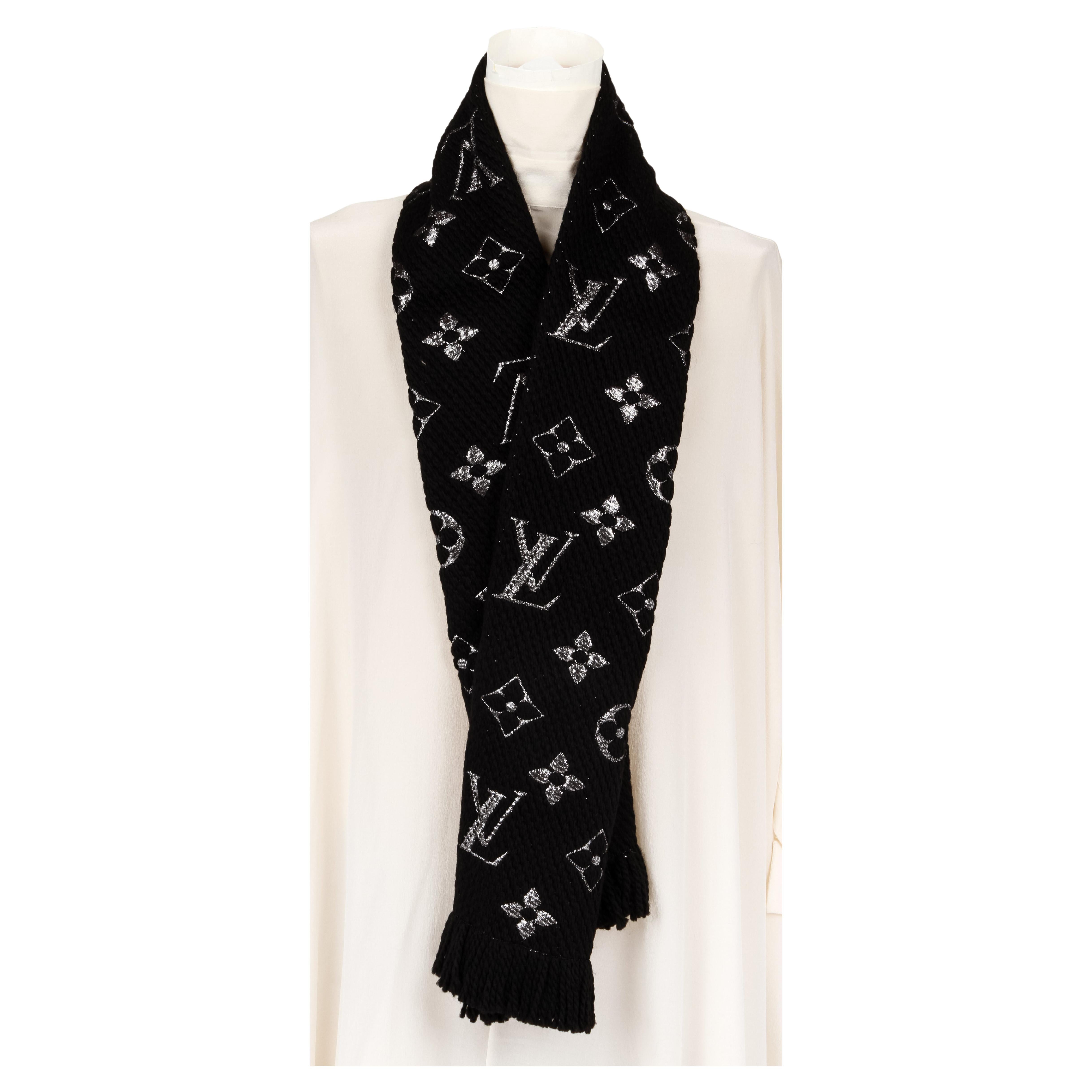 Louis Vuitton Black Lurex Monogram Shine Shawl with Box For Sale