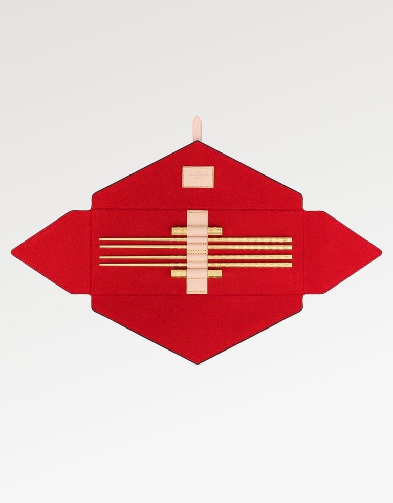 louis vuitton straws and pouch price