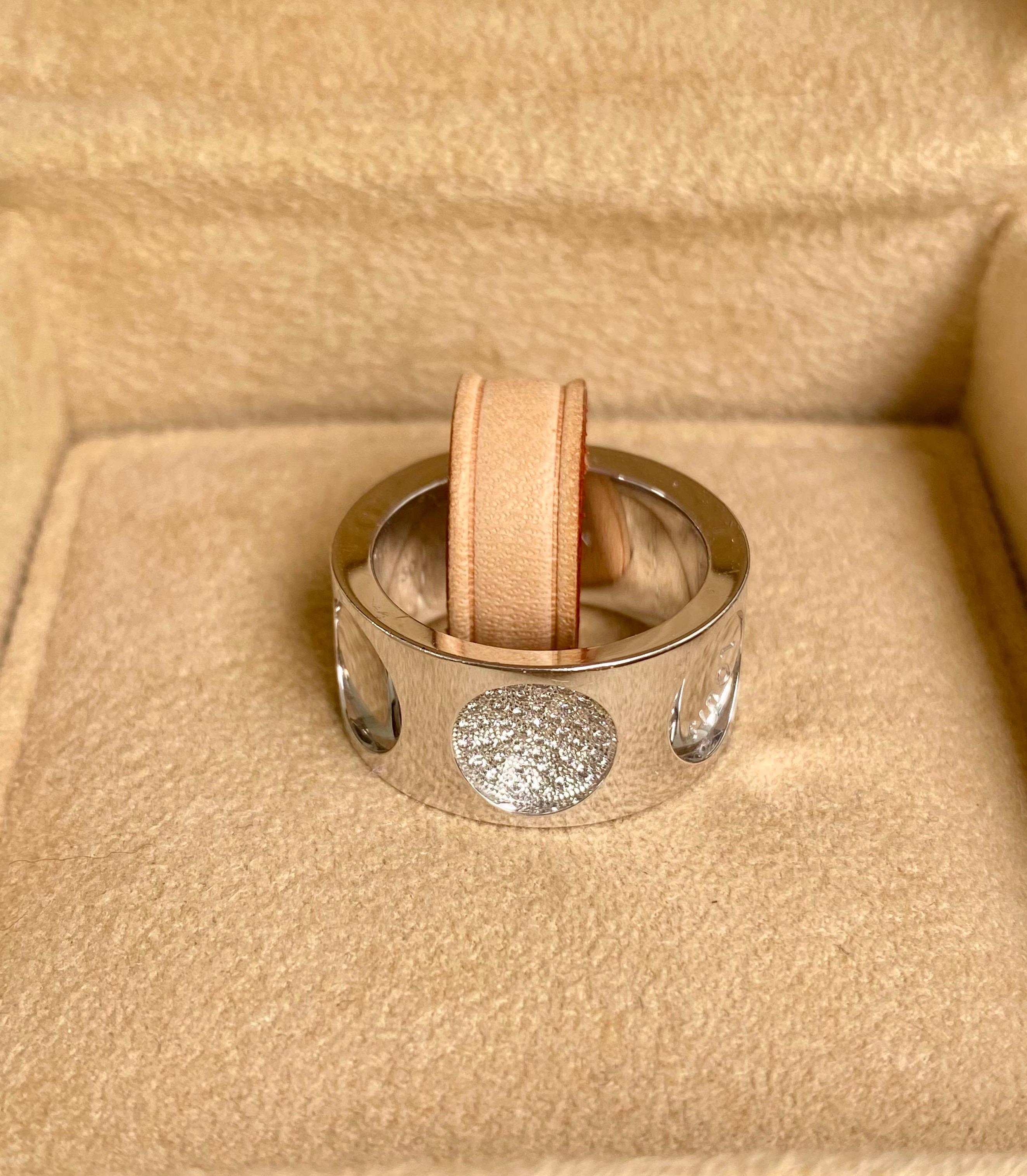 Round Cut New Louis Vuitton Empreinte 18k White Gold Diamond Ring For Sale