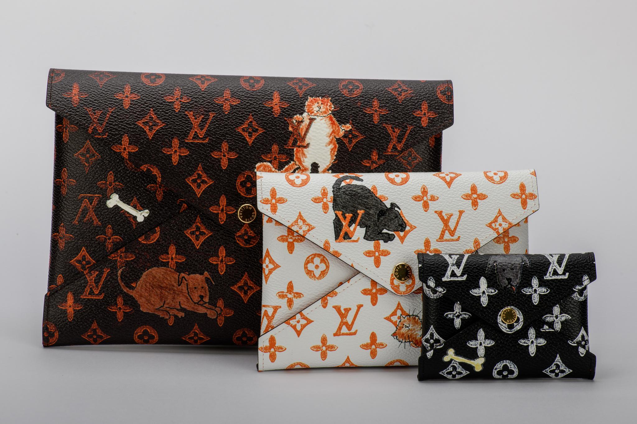 New Louis Vuitton Grace Coddington Cats Pouchettes Bags In New Condition In West Hollywood, CA