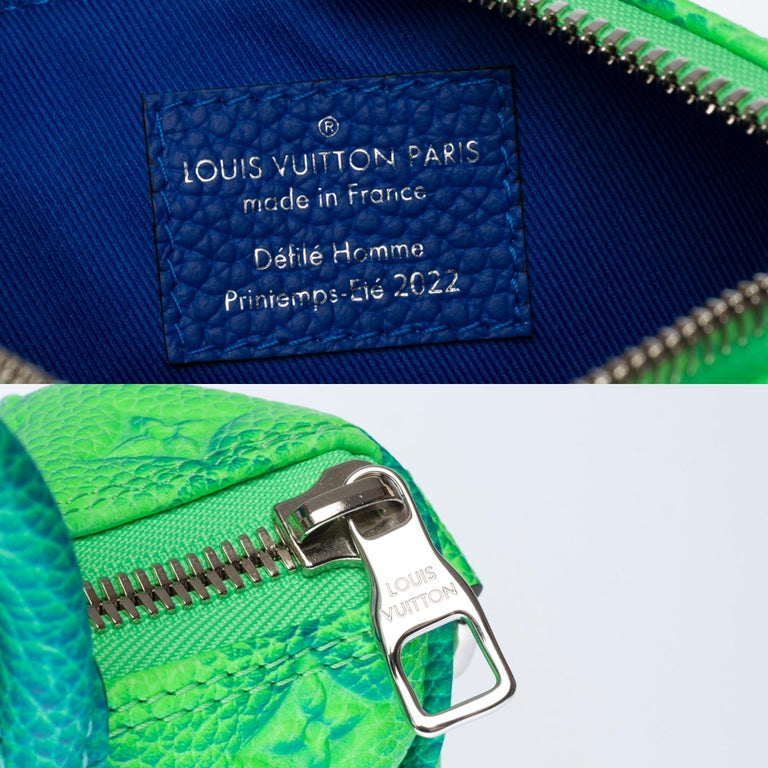 NEW-Louis Vuitton keepall XS strap Travel bag Spray in green leather / V.  Abloh at 1stDibs