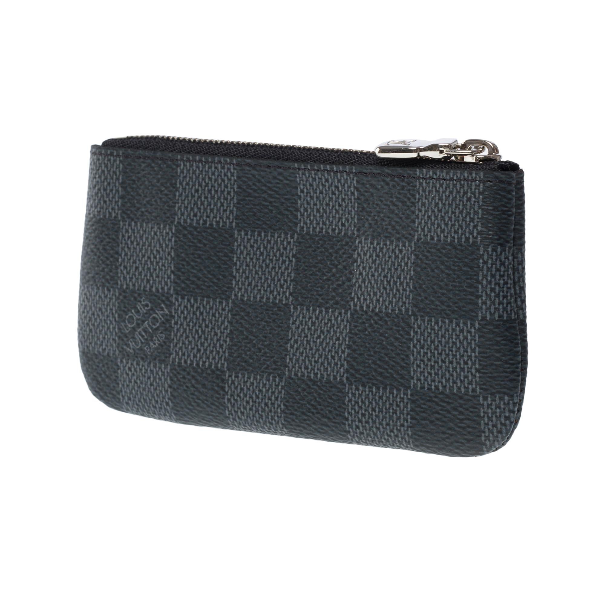 New Louis Vuitton Key Pouch in graphite damier canvas, SHW In New Condition For Sale In Paris, IDF