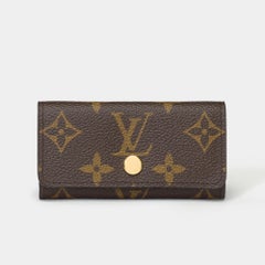 New Louis Vuitton Keychain in brown monogram canvas, GHW