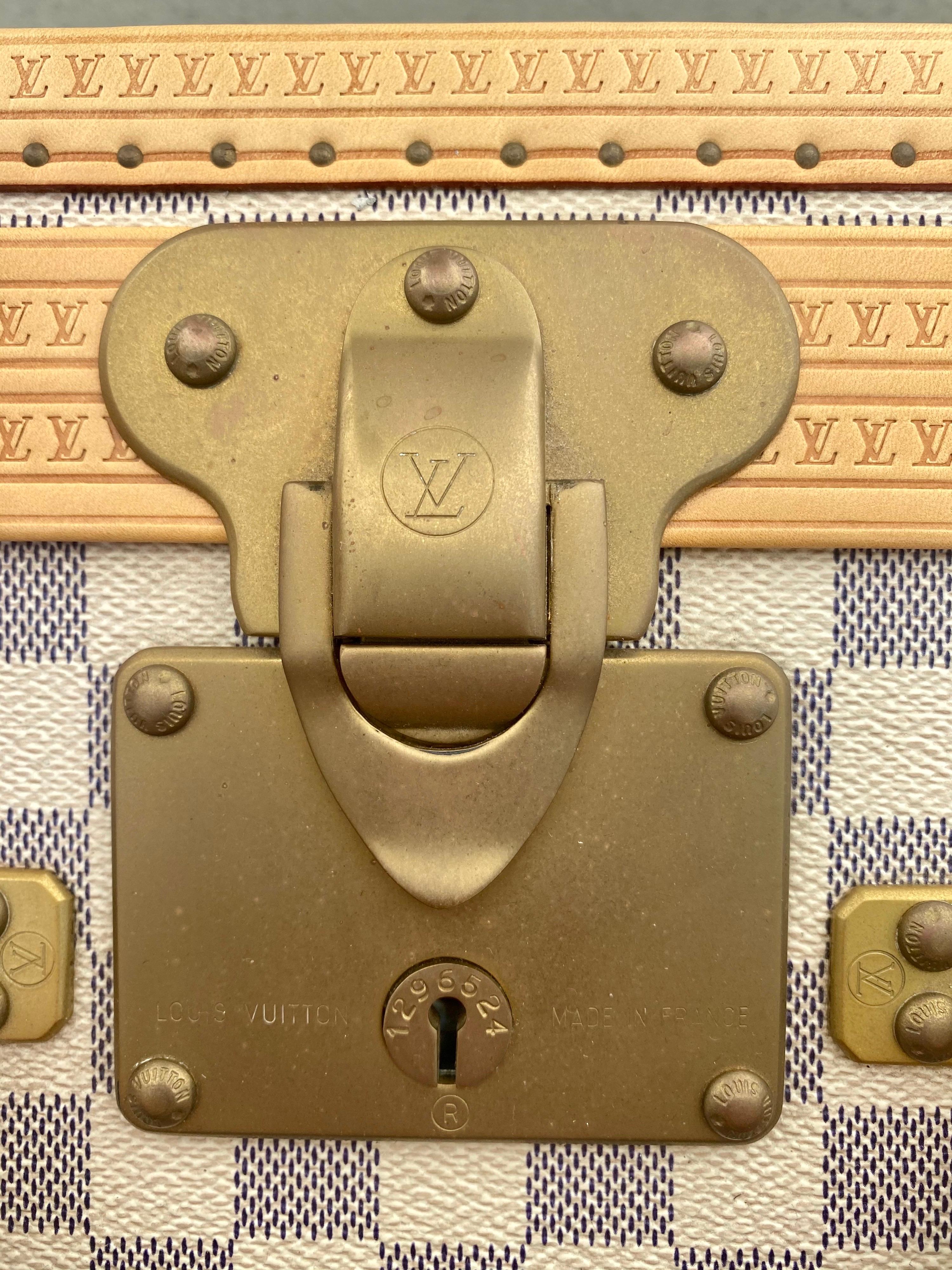 New Louis Vuitton Limited Edition Alzer Damier Azur Rare Travel Trunk 75cm For Sale 9