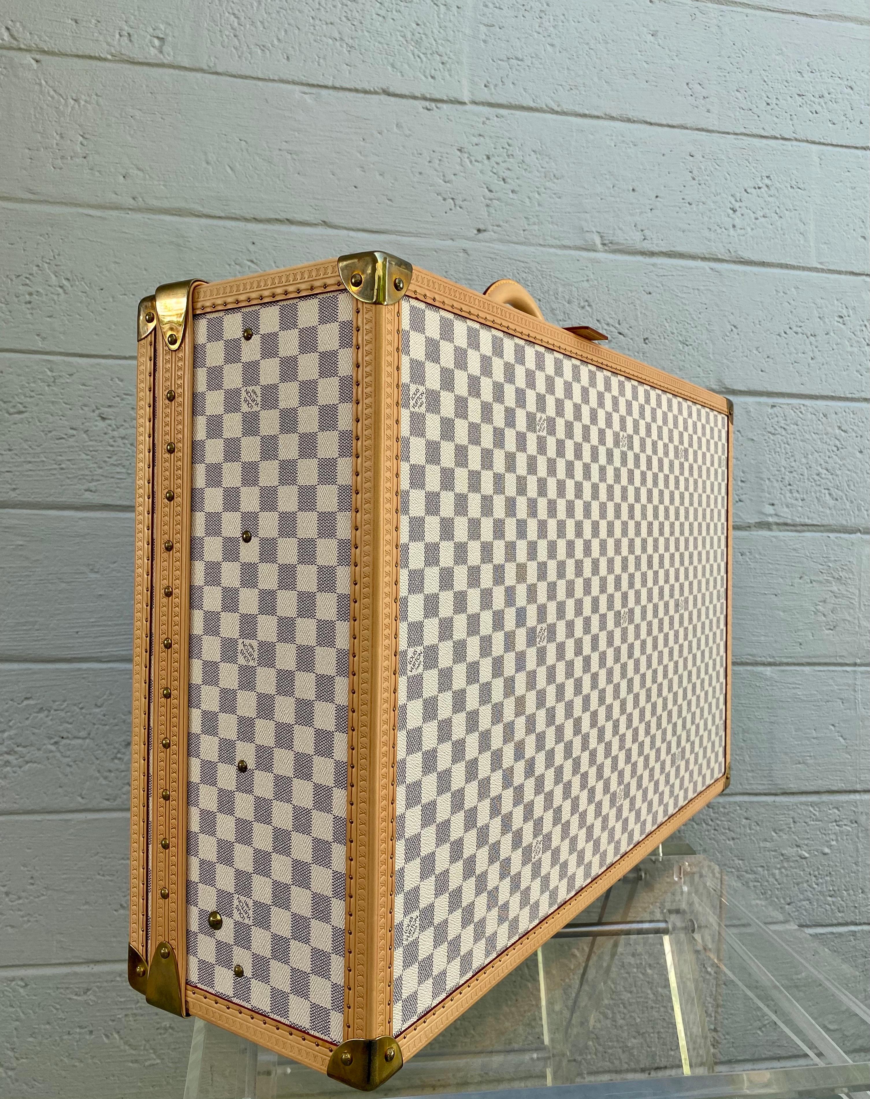 Women's or Men's New Louis Vuitton Limited Edition Alzer Damier Azur Rare Travel Trunk 80cm For Sale