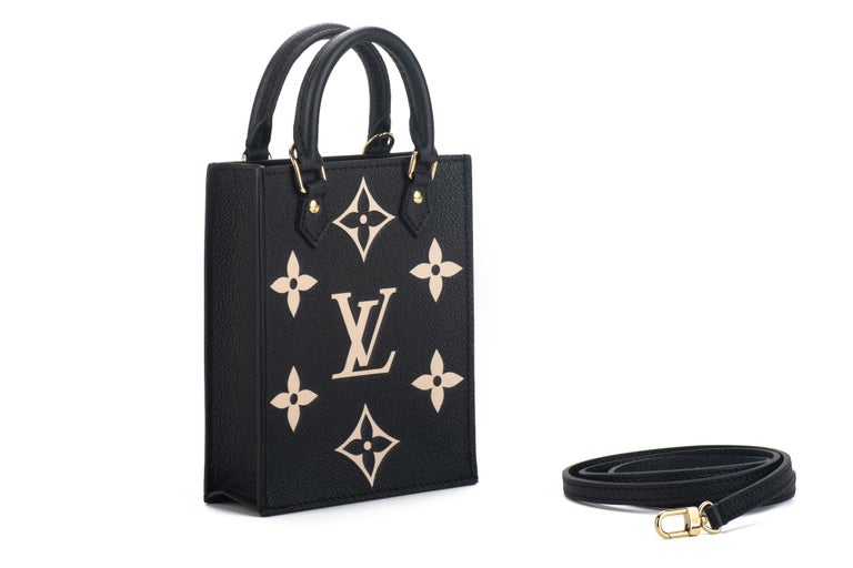Louis Vuitton Sac Plat Black Bags & Handbags for Women for sale