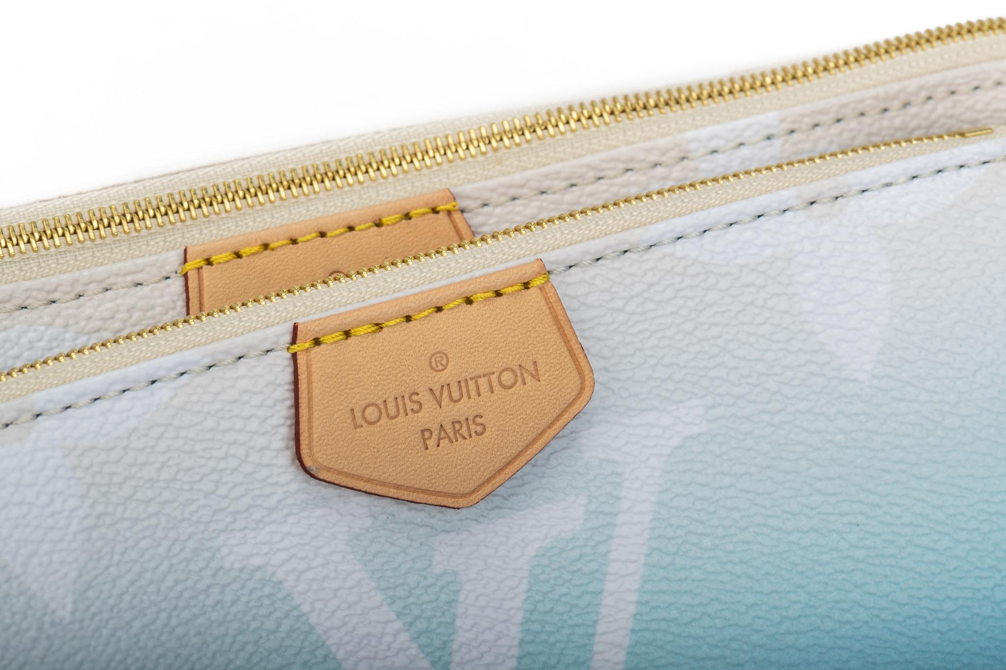 New Louis Vuitton Limited Edition Blue Multi Pochette Bag in Box 7
