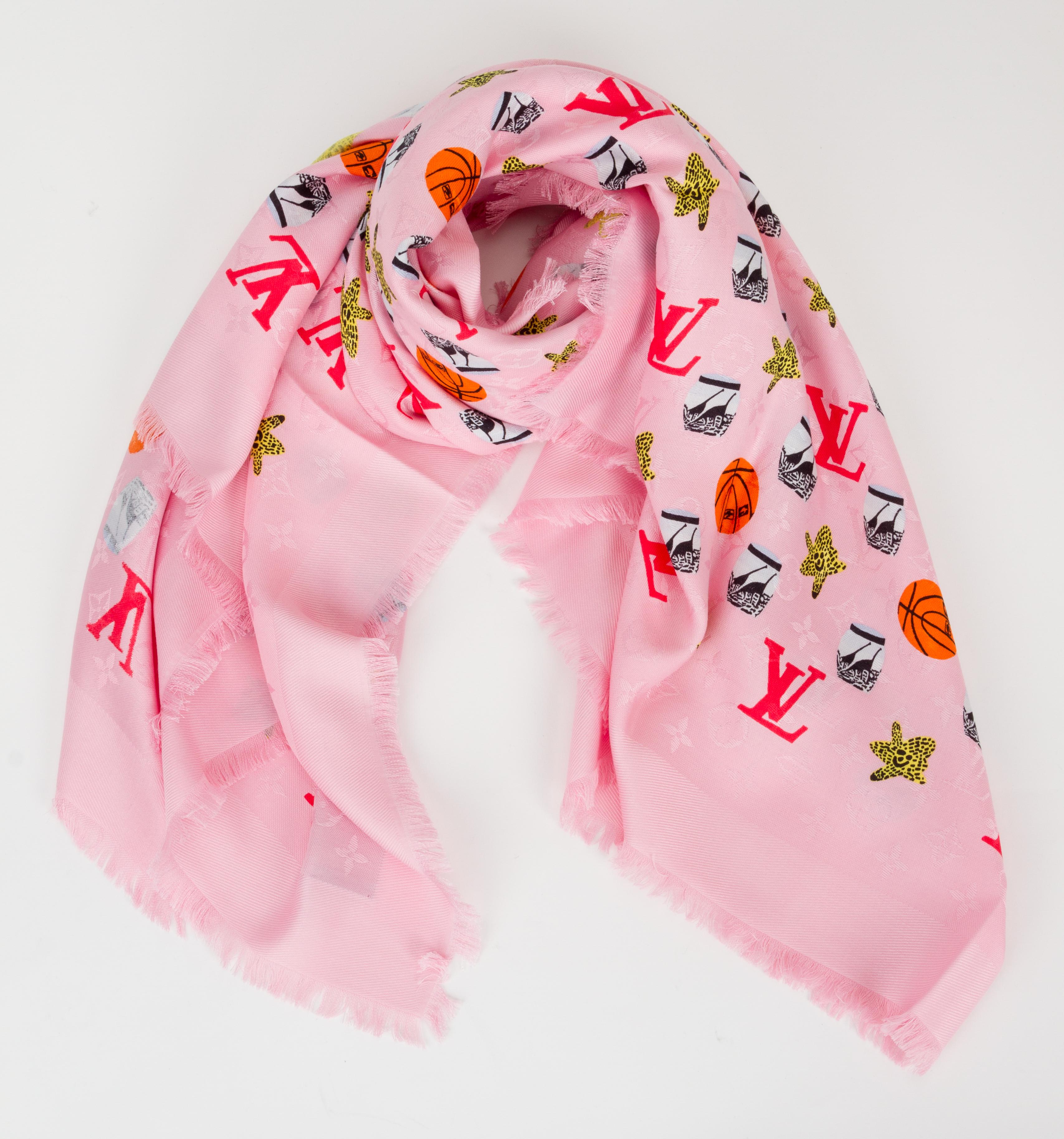 New Louis Vuitton Limited Edition Bubble Pink Shawl In New Condition For Sale In West Hollywood, CA