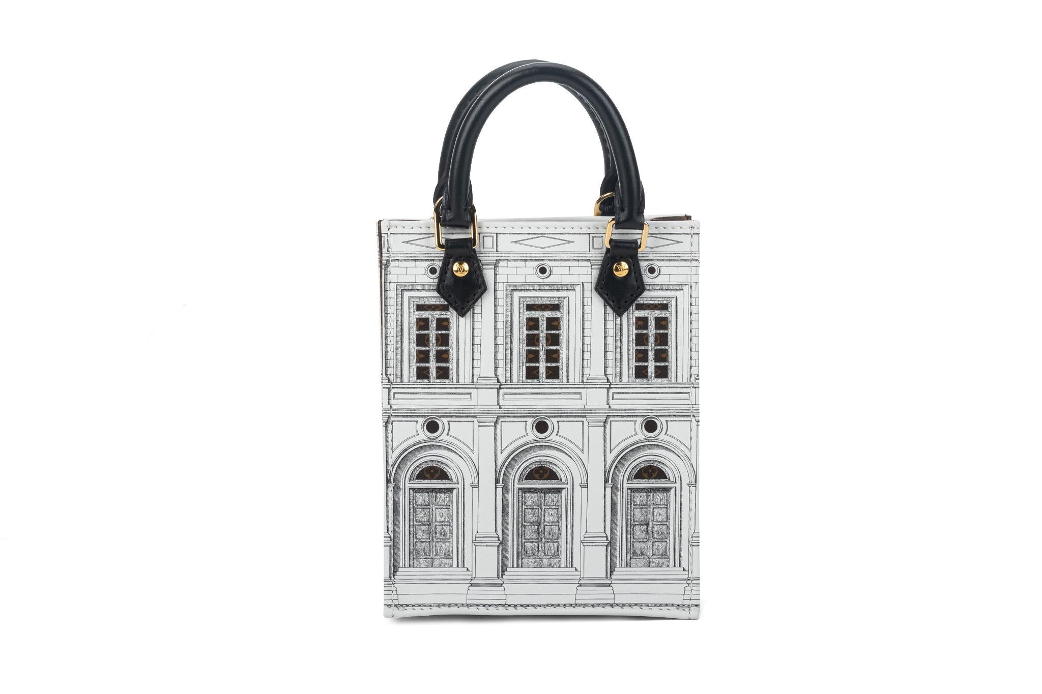 Louis Vuitton Limited Edition Fornasetti Sac Plat Tasche von Louis Vuitton (Grau) im Angebot