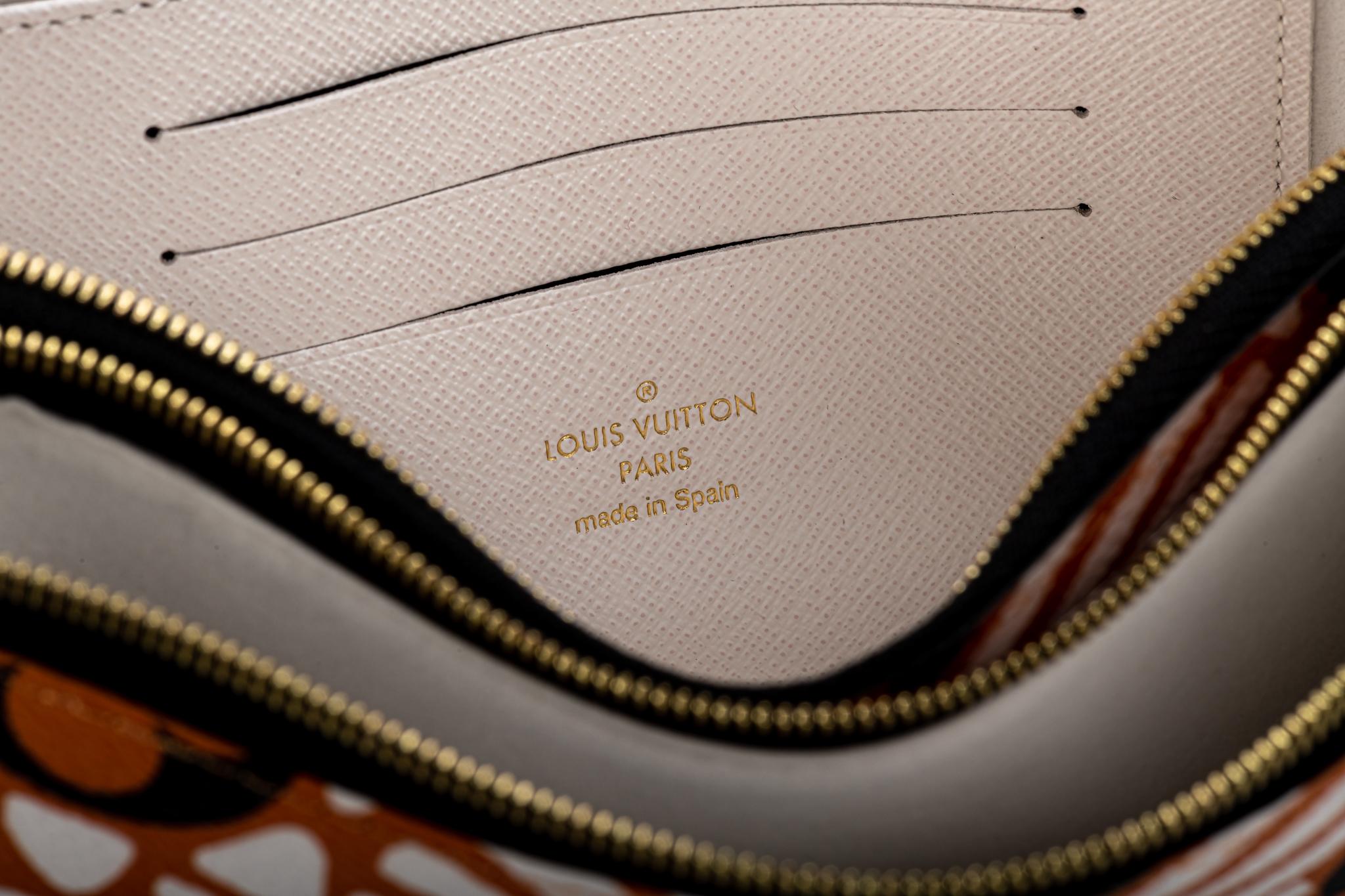 New Louis Vuitton Limited Edition Tribal Double Pochette Bag 3