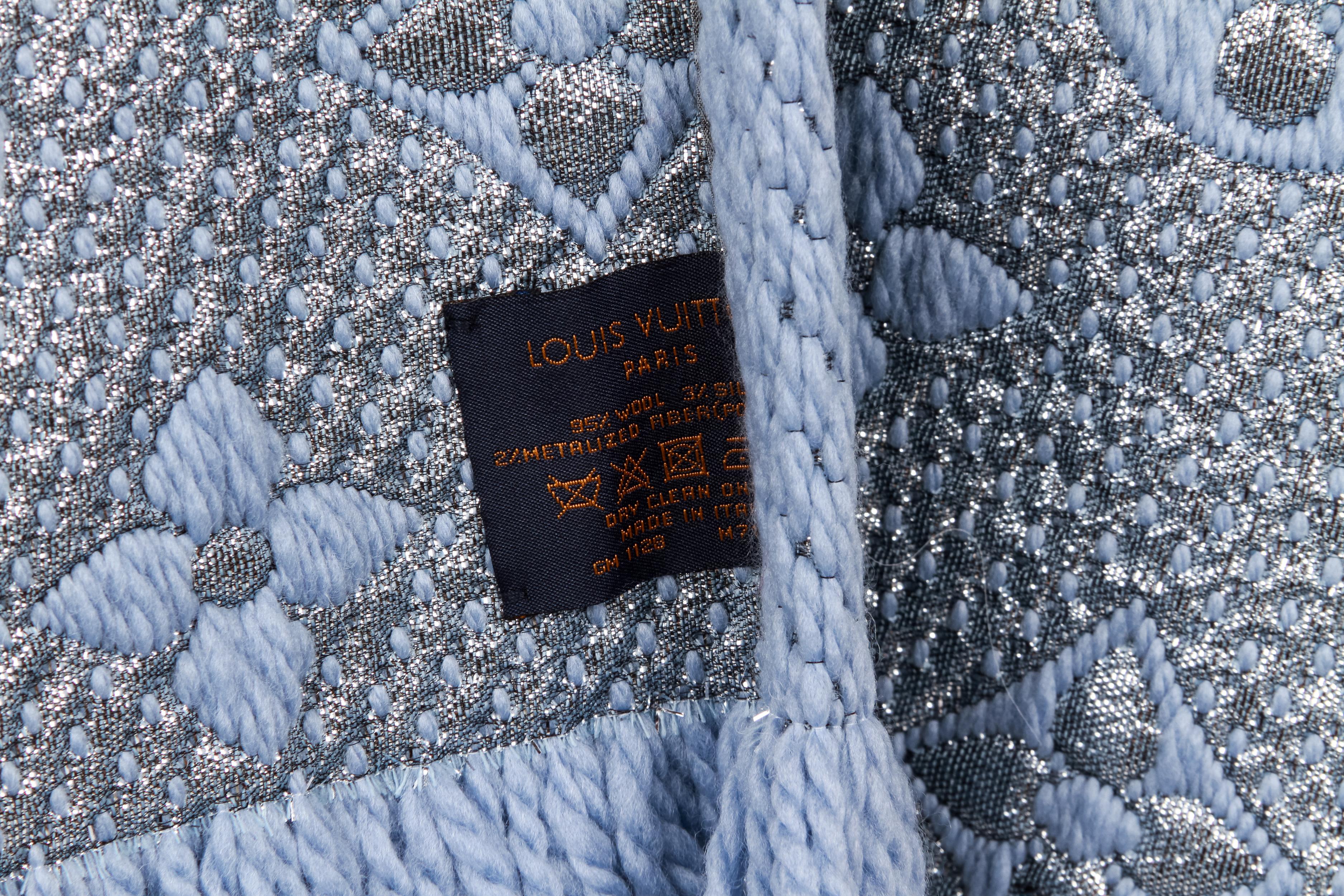 Women's or Men's New Louis Vuitton Logo Blue Metallic Woven Scarf For Sale