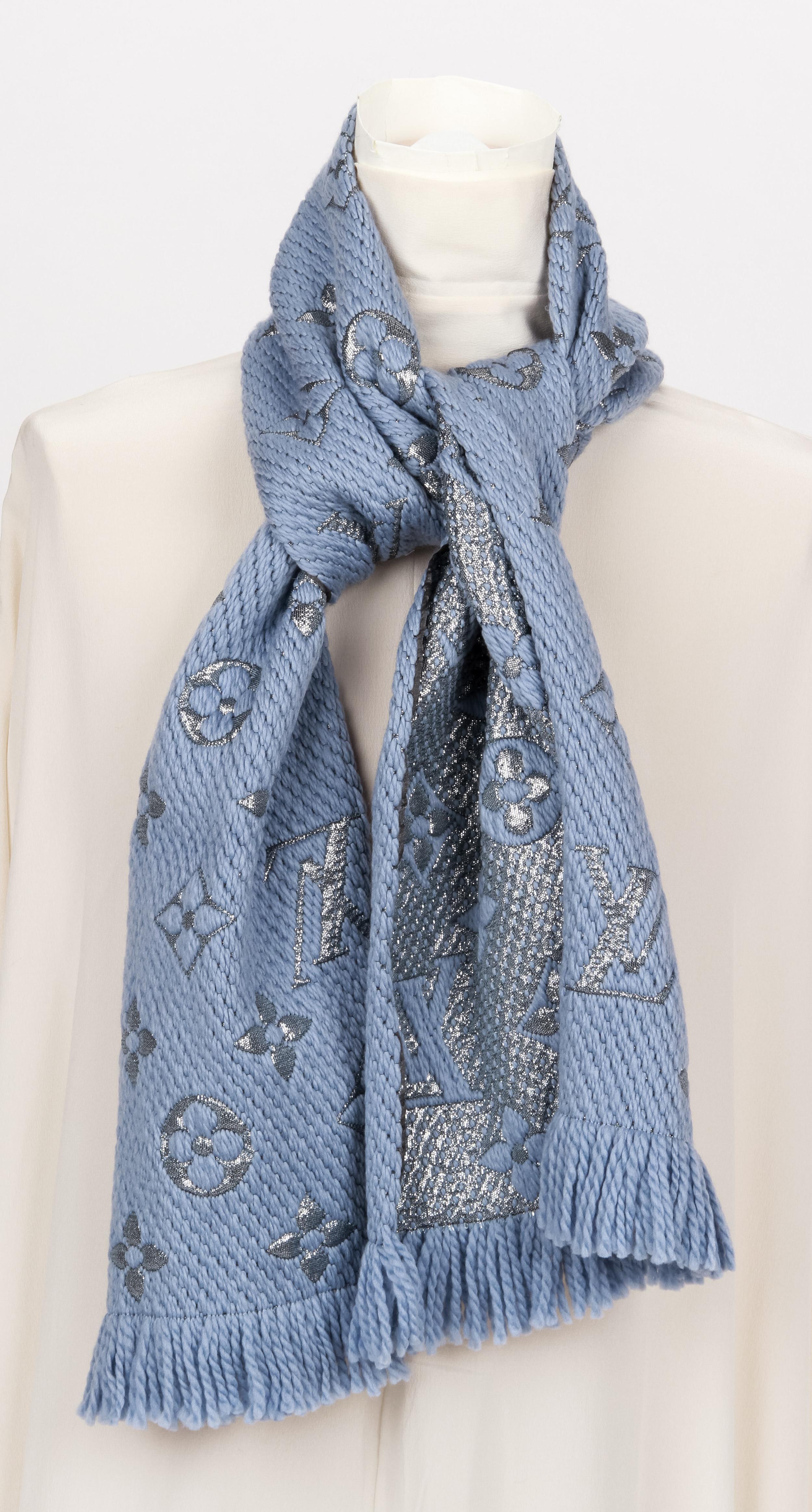 New Louis Vuitton Logo Blue Metallic Woven Scarf For Sale 1