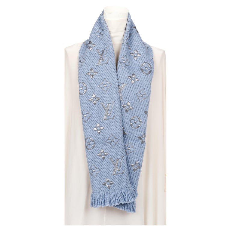 New Louis Vuitton Logo Blue Metallic Woven Scarf For Sale at 1stDibs