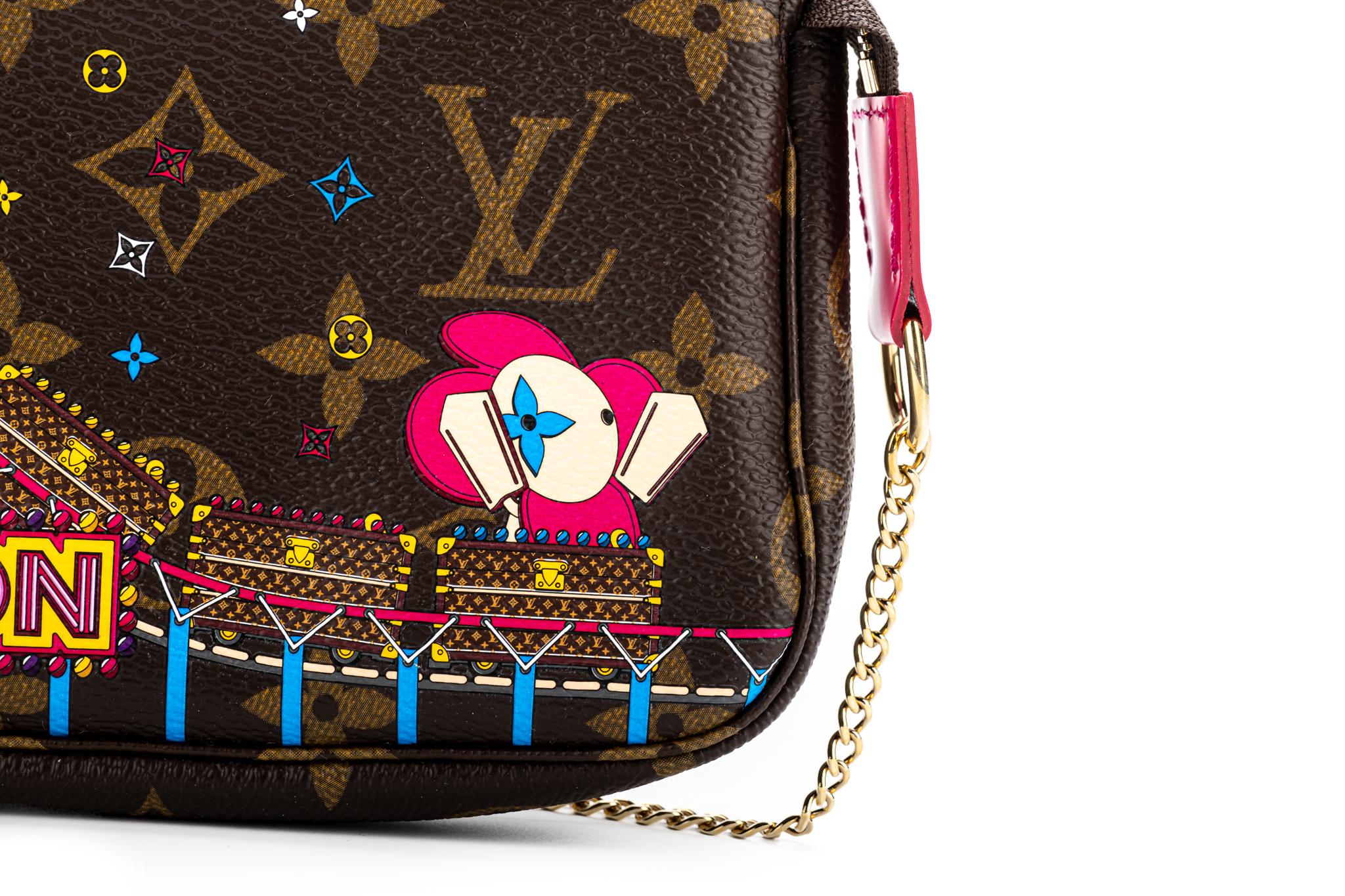 New Louis Vuitton Luna Park Christmas 20 Pochette Bag In New Condition For Sale In West Hollywood, CA